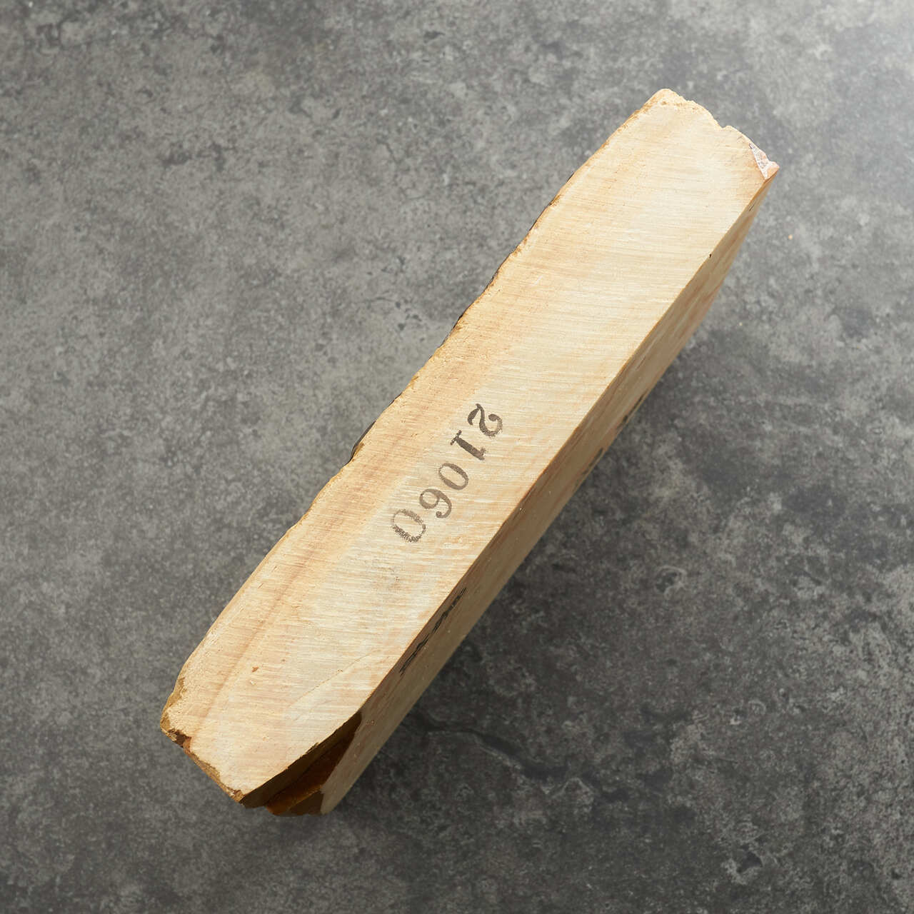 Okudo Suita Item 23 Type 2 135mm x 85mm x 28mm - Side