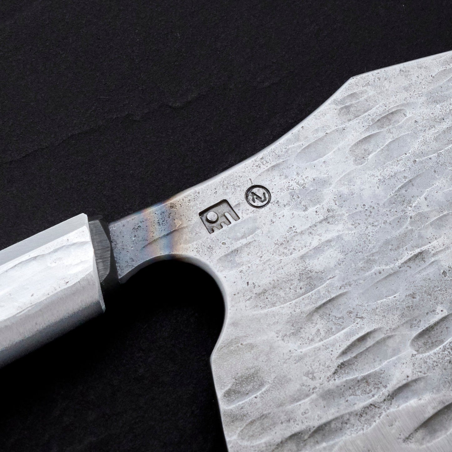 Tiubh Cleaver 190mm 'Fathachspás' ApexUltra – handle detail