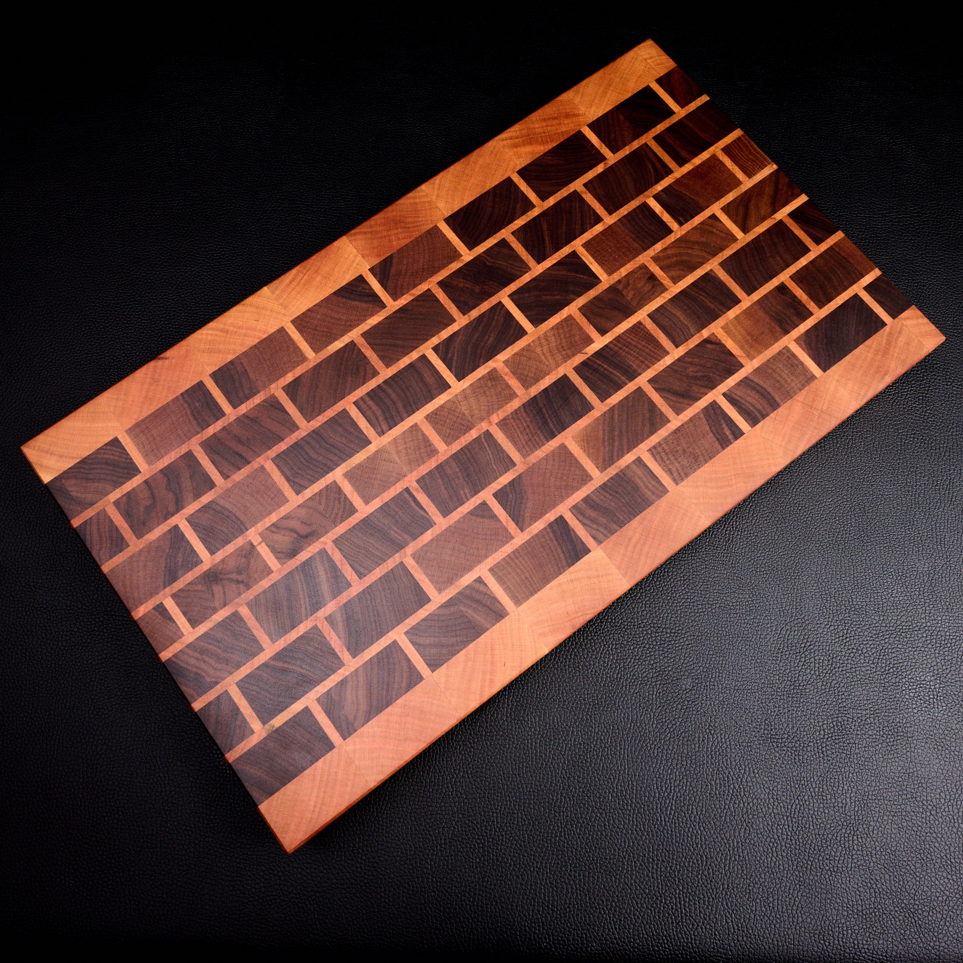 Tischlerei Brickwork Cutting Board Endgrain Walnut & Cherry