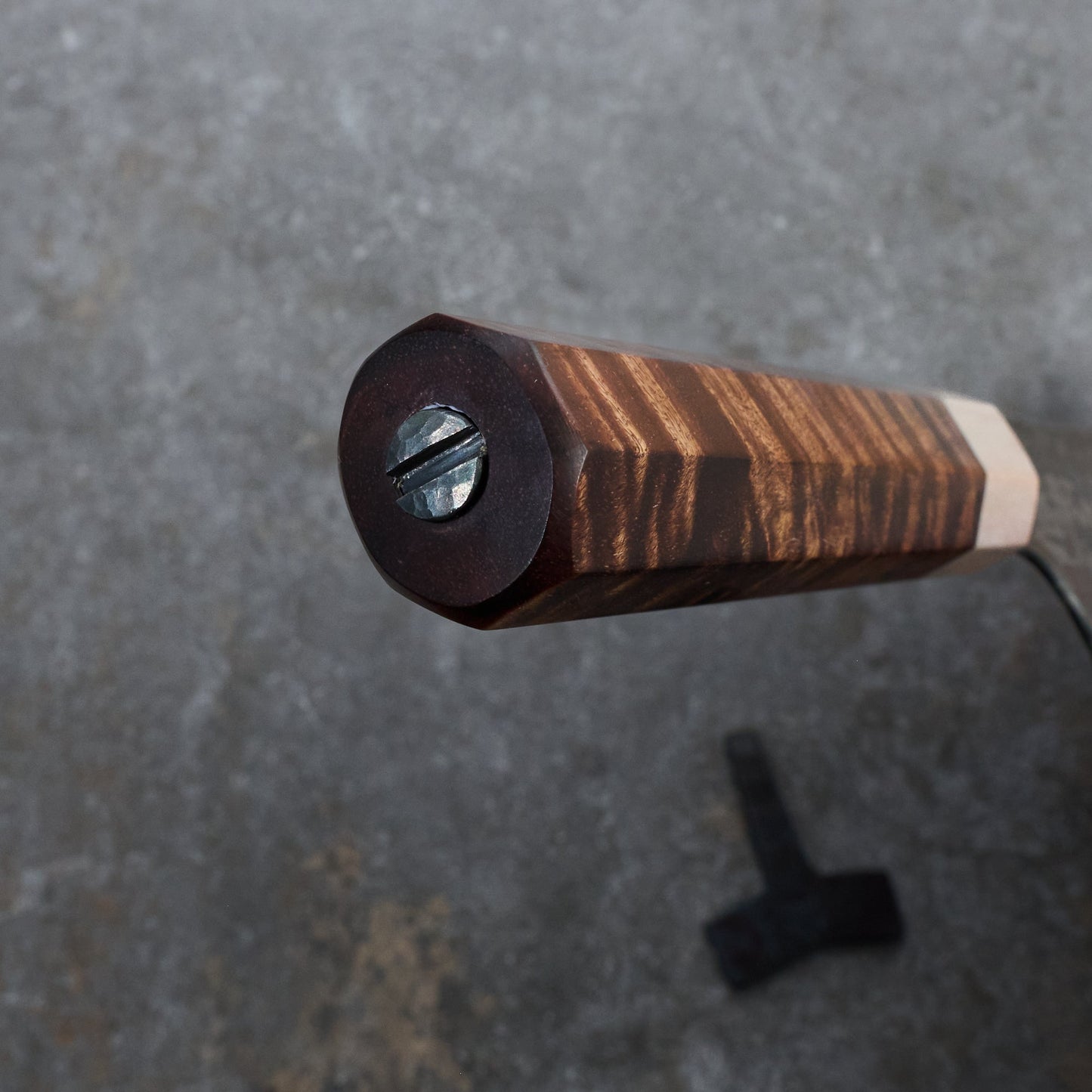 Brook Turner X Isa Smedjan Cleaver 210mm X 100mm Blackwood & Horn Take Down – handle detail