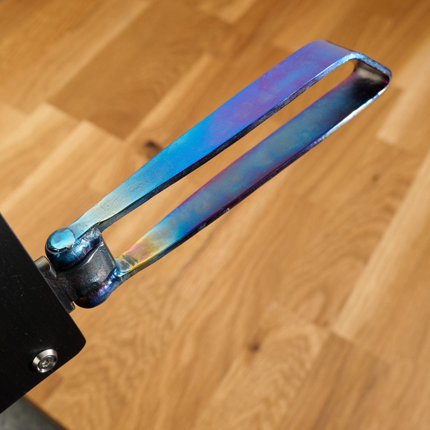 Bunka 240mm 'Wave' KU Anodized Titanium Frame Forged & Riveted Handle – view 6