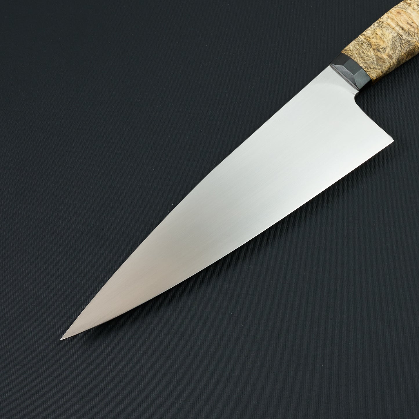 Chef Knife 200mm RWL-34 'Paragon Series' Buckeye Burl – detail view