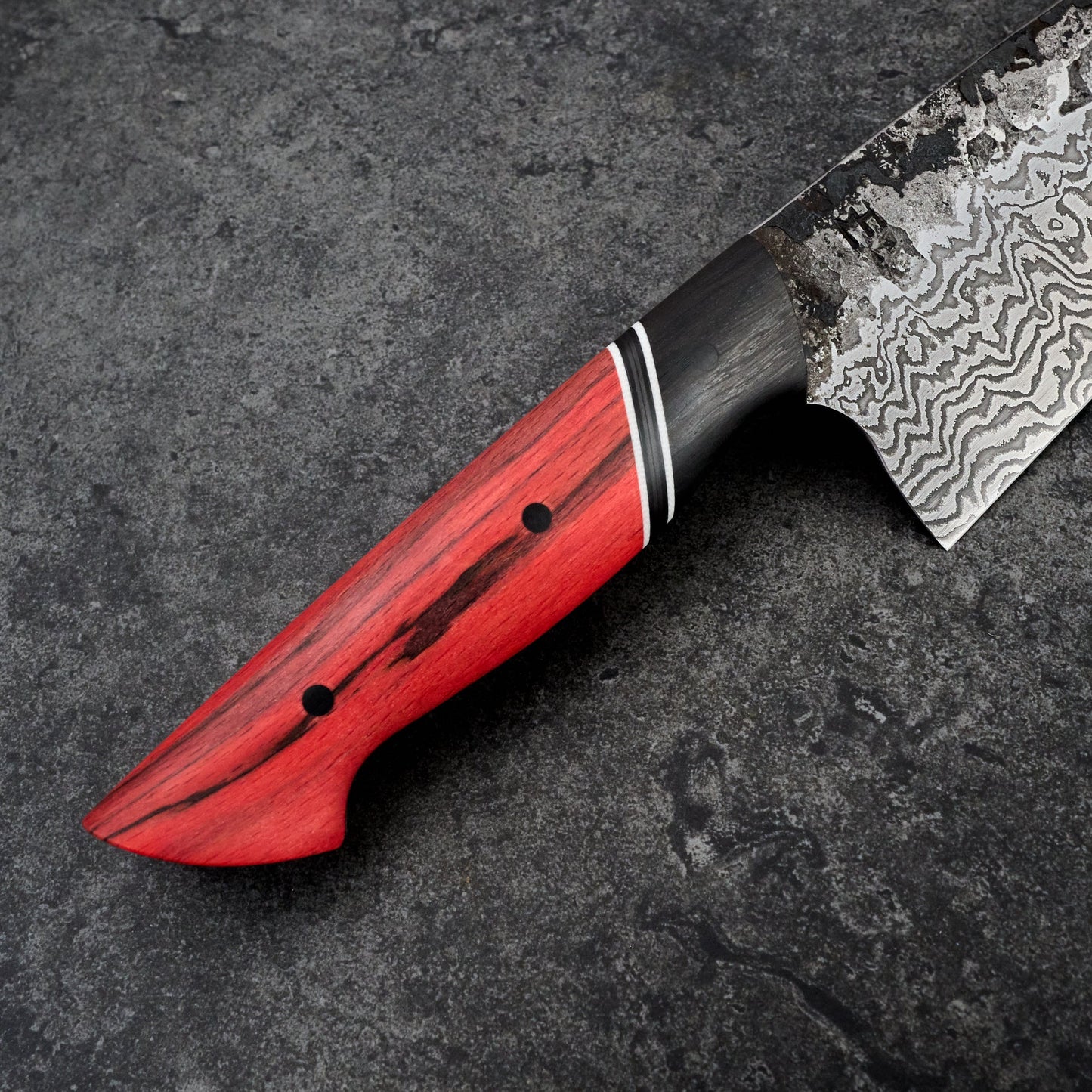 Chef Knife 220mm 50 Layer Full Tang Spalted Beach – side profile