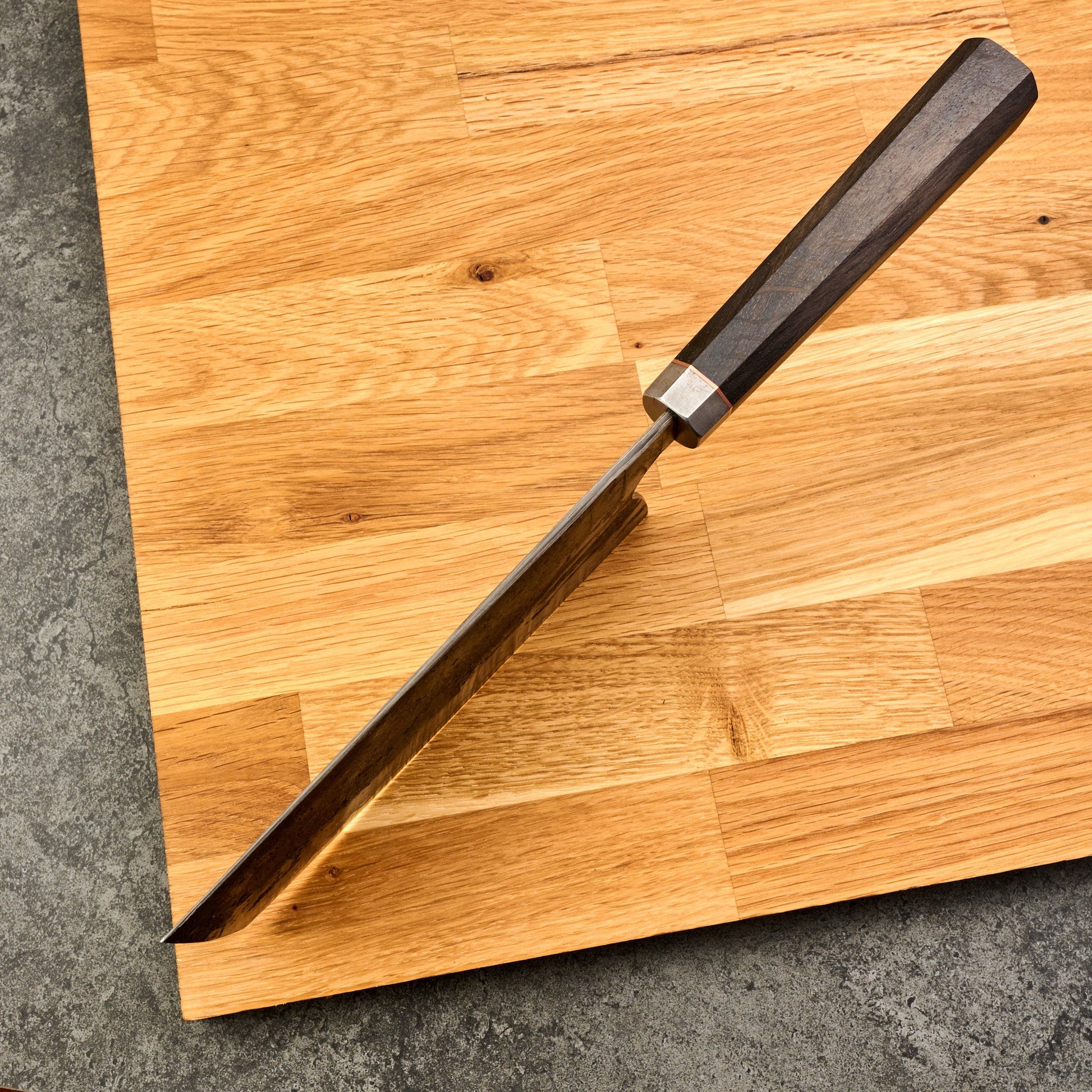 Cleaver 170x75 GoMai Wrought Iron Clad Apex Ultra – blade close-up