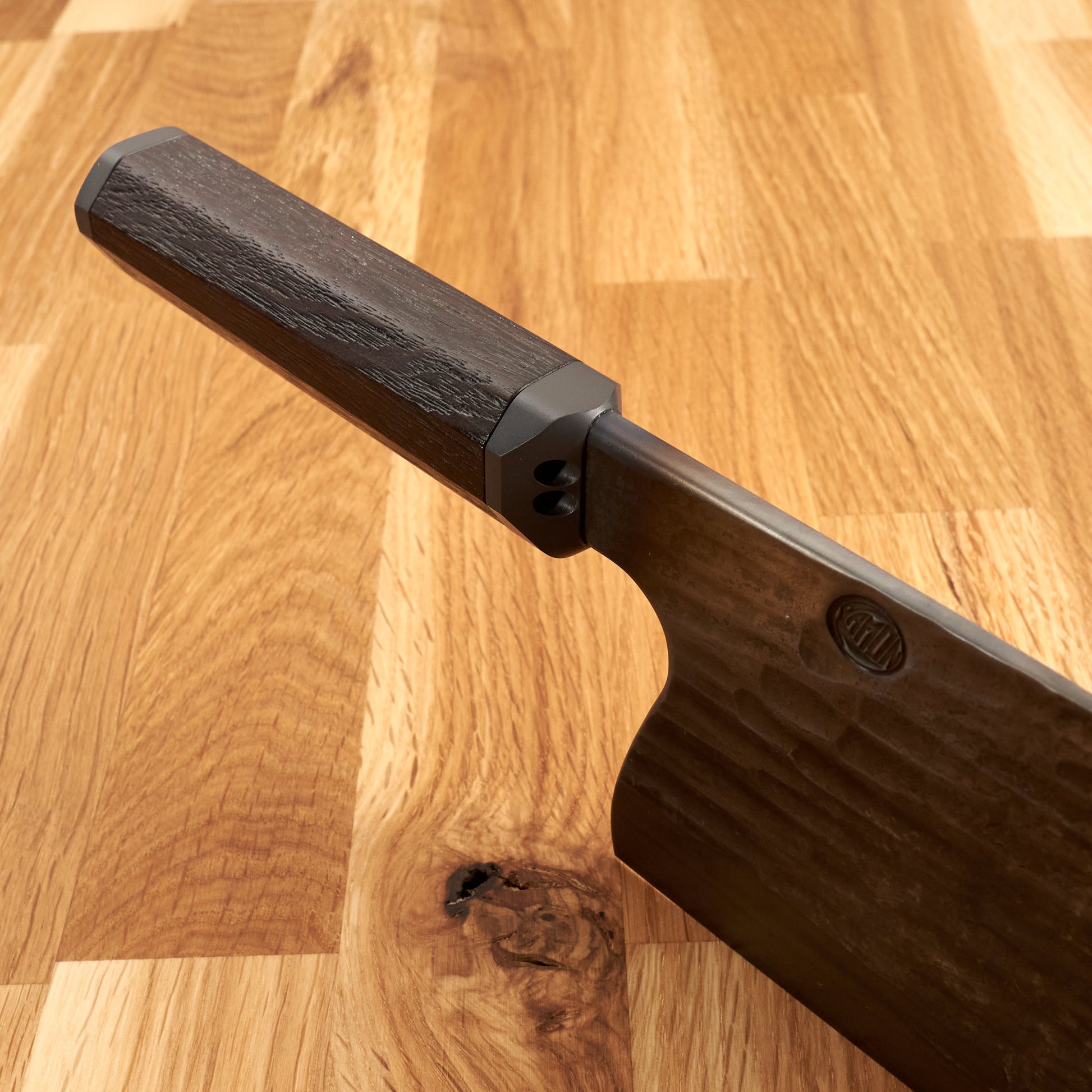 Cleaver 200mm X 80mm 'Wave' texture, Blacked Out – blade close-up