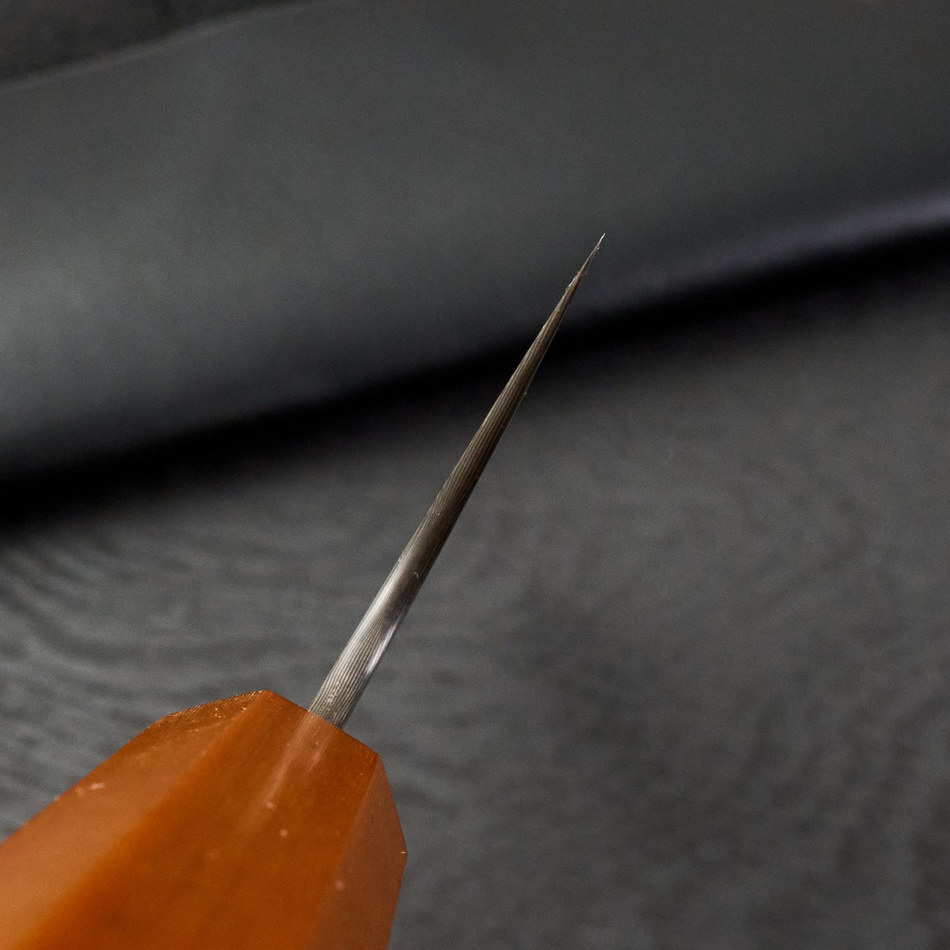 Gyuto 265mm Damascus Twist Vintage Micarta & Stainless Steel – blade close-up