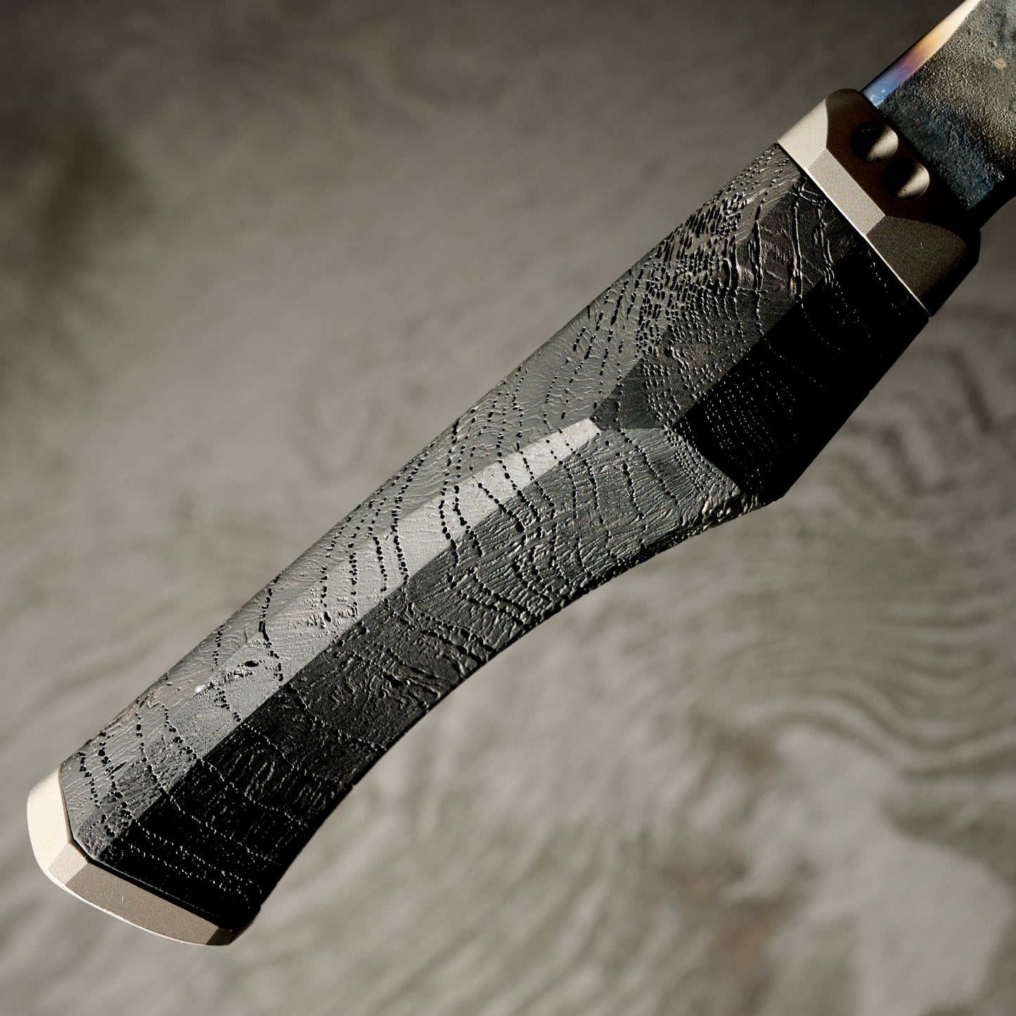 Gigantoku 240mm X 80mm Pyramids KU – handle detail