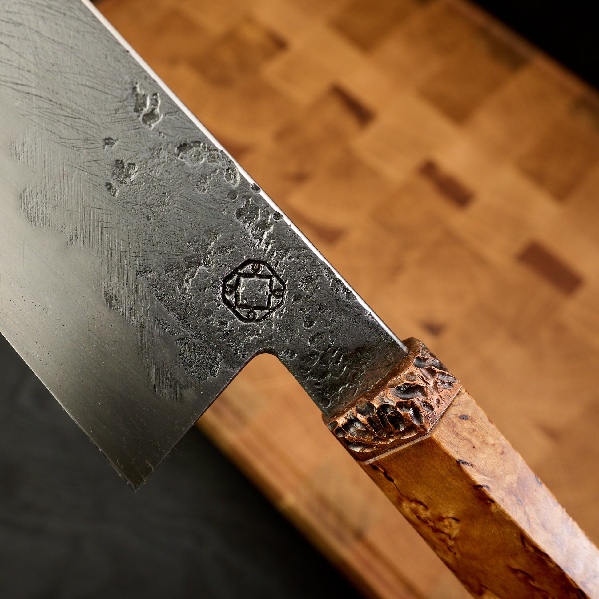 Gyuto 180mm 125SC Honyaki Stabilized Karelian Birch Burl – blade close-up