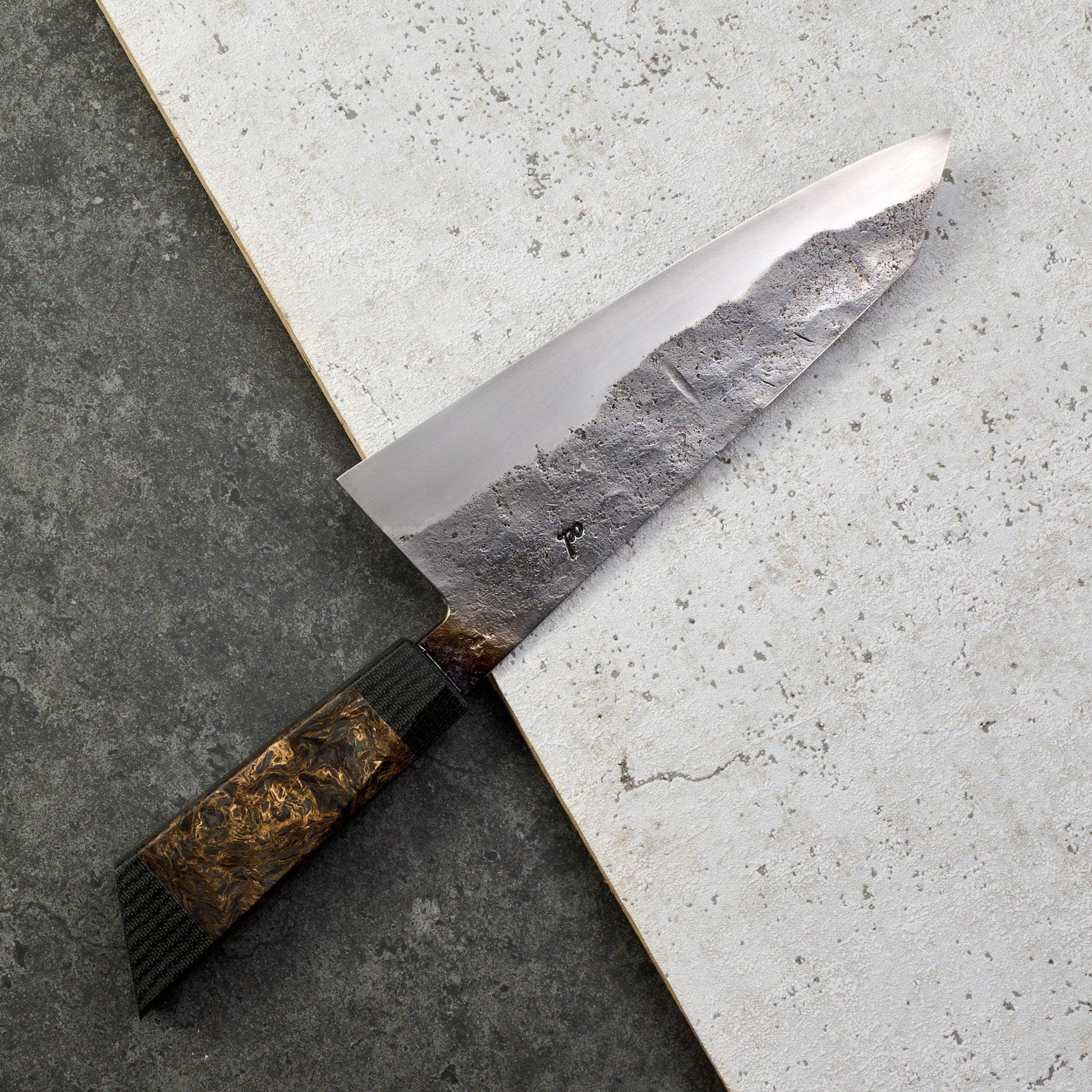 Gyuto 185mm Hollowed Carbon & Micarta – detail view
