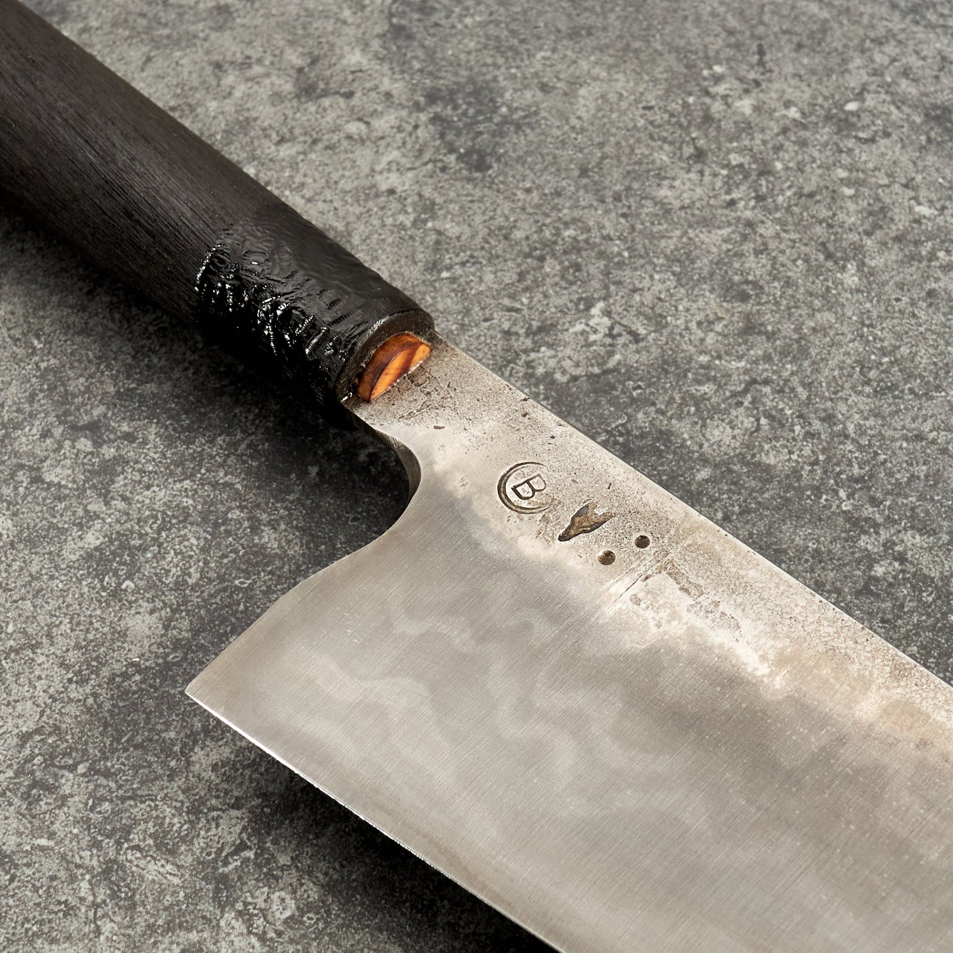 Gyuto 215mm Low Layer Damascus Aogami Super & W1 – blade close-up