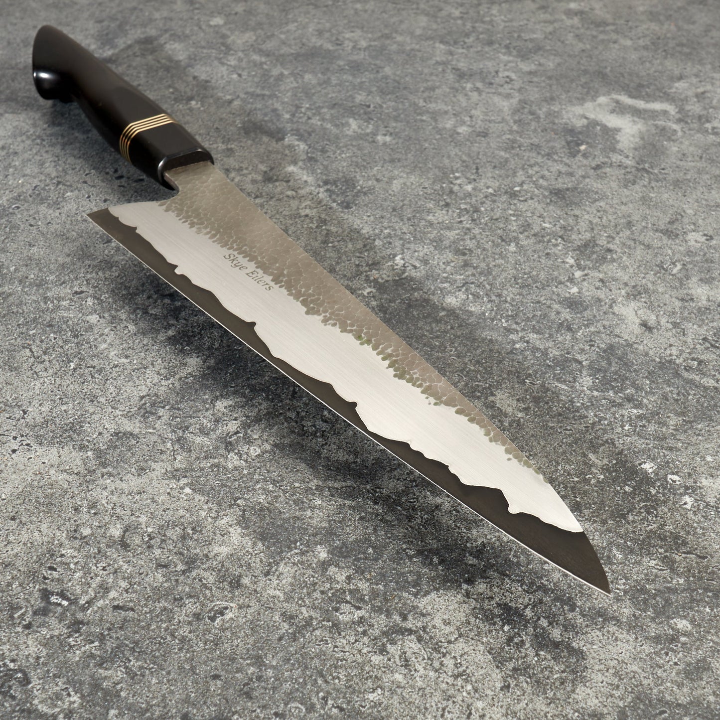Gyuto 220mm Vtoku2 Stainless Clad African Blackwood – handle detail