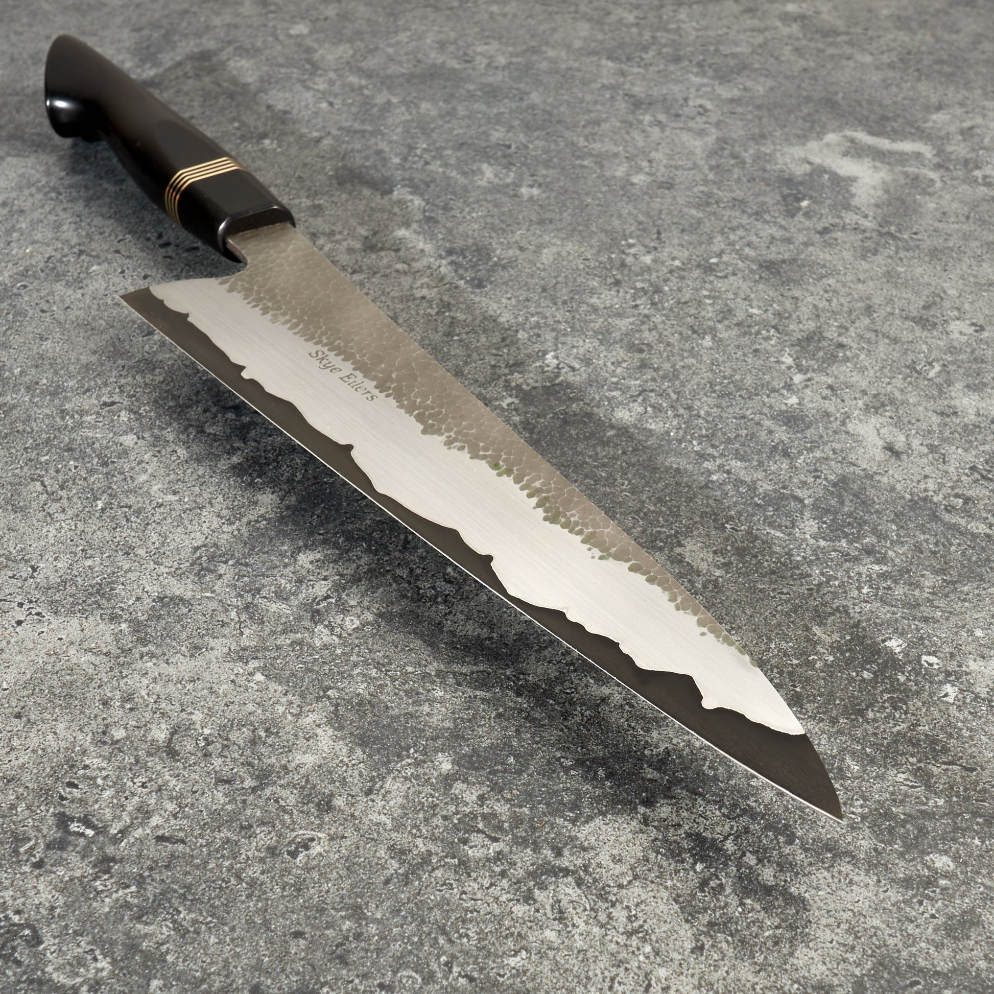 Gyuto 220mm Vtoku2 Stainless Clad African Blackwood – handle detail