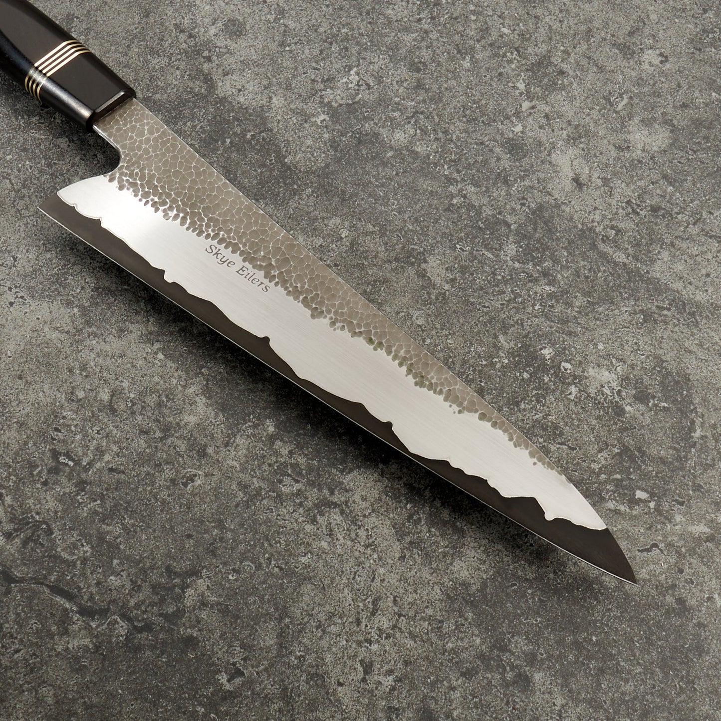 Gyuto 220mm Vtoku2 Stainless Clad African Blackwood – blade close-up