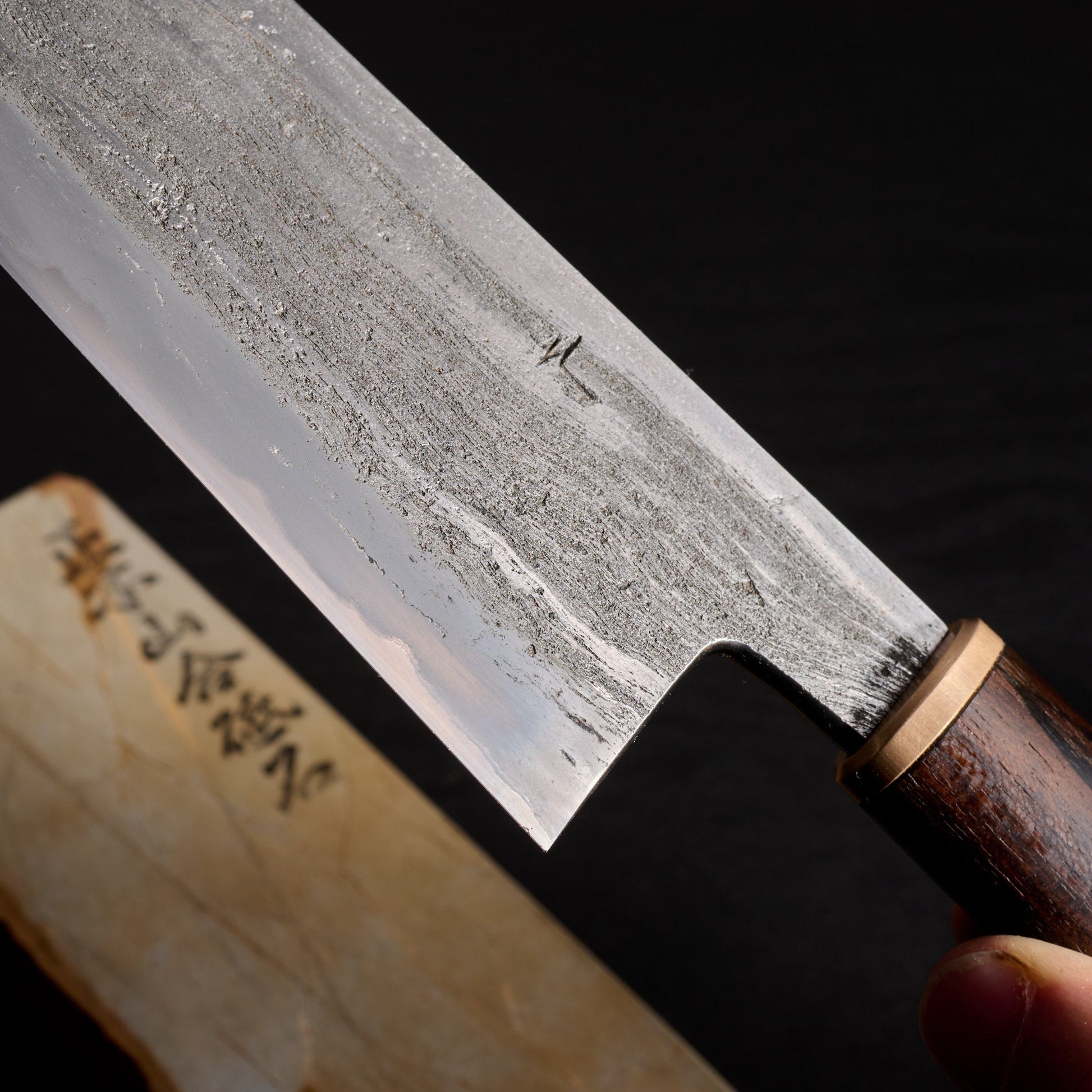 Gyuto 225mm Wrought Iron Clad 135Cr3 Deep Etch – detail view