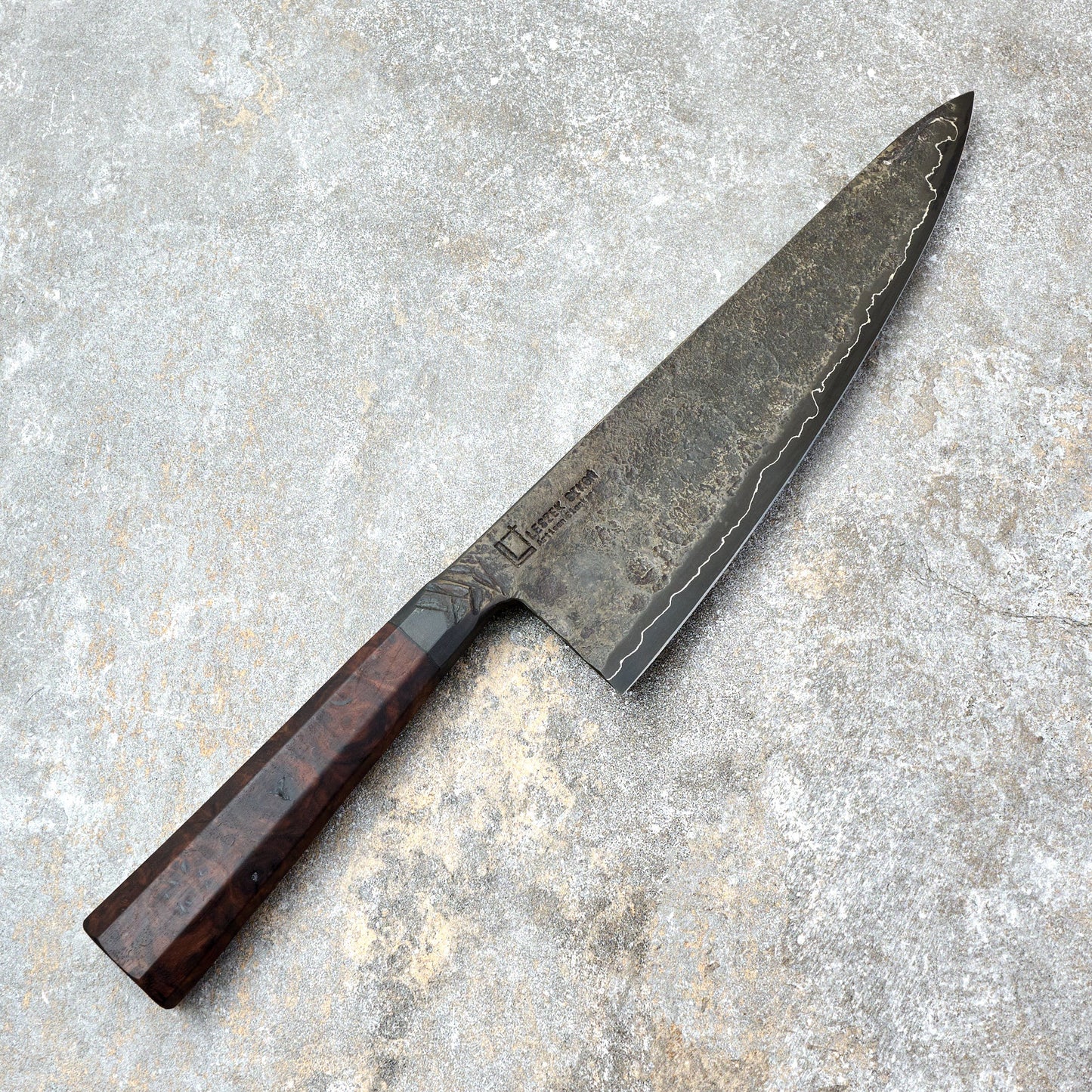 Gyuto 230mm Forged S GoMai Integral Claro Walnut – detail view