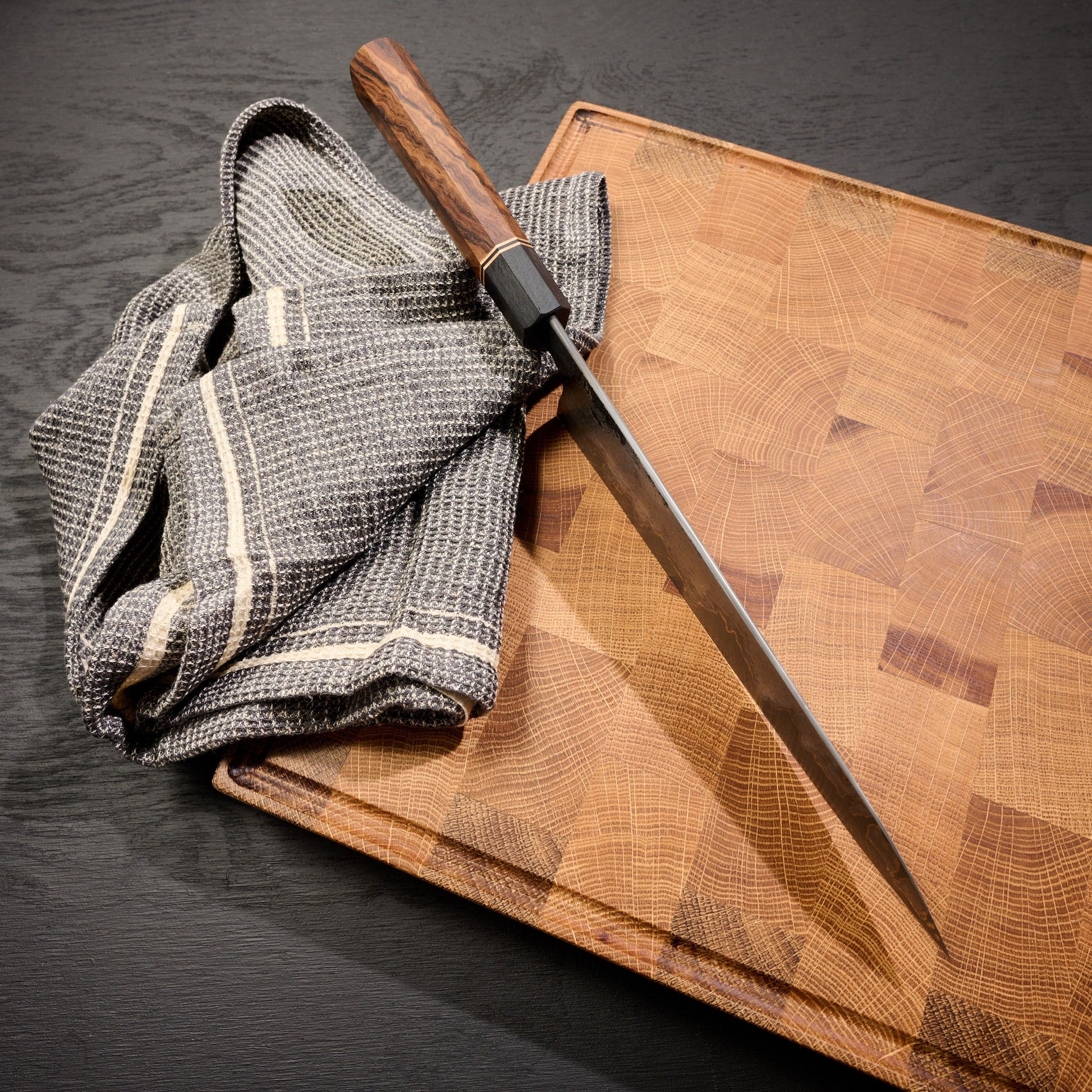 Gyuto 230mm GoMai Wrought Iron, Nickel & Apex Ultra – detail view