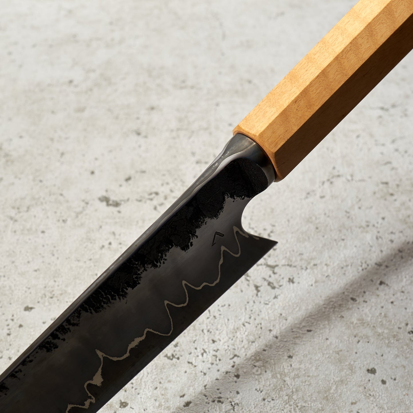 Gyuto 230mm 'Hephaestus' Series Go Mai Integral – blade close-up