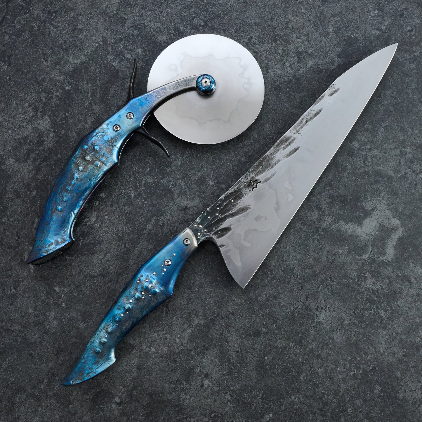 Gyuto 230mm & Pizza Cutter 90mm Honyaki 'Float Grip' Set