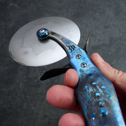 Gyuto 230mm & Pizza Cutter 90mm Honyaki 'Float Grip' Set – view 8