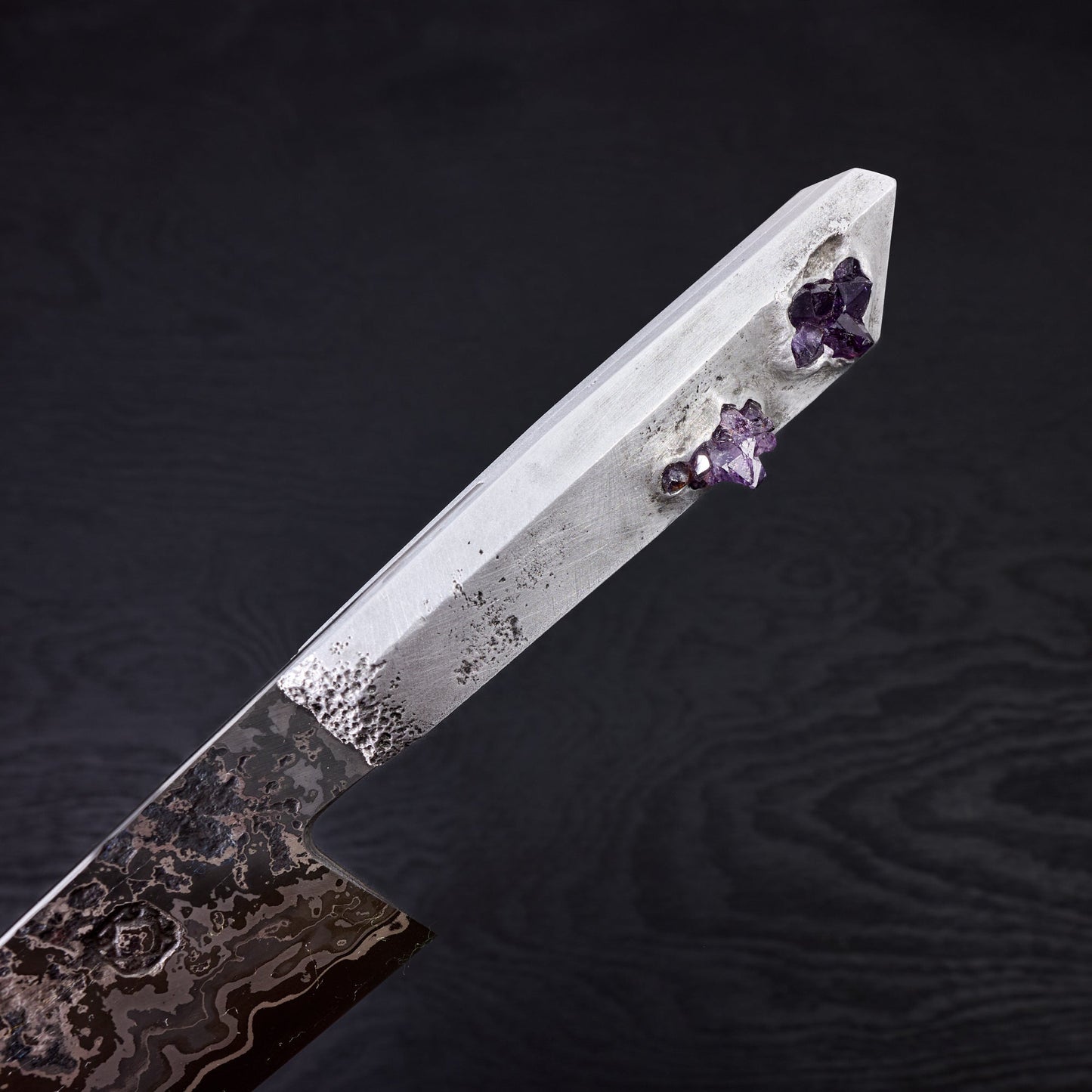 Chef Knife 230mm 'THRN' GoMai Cast Aluminium & Amethyst – detail view
