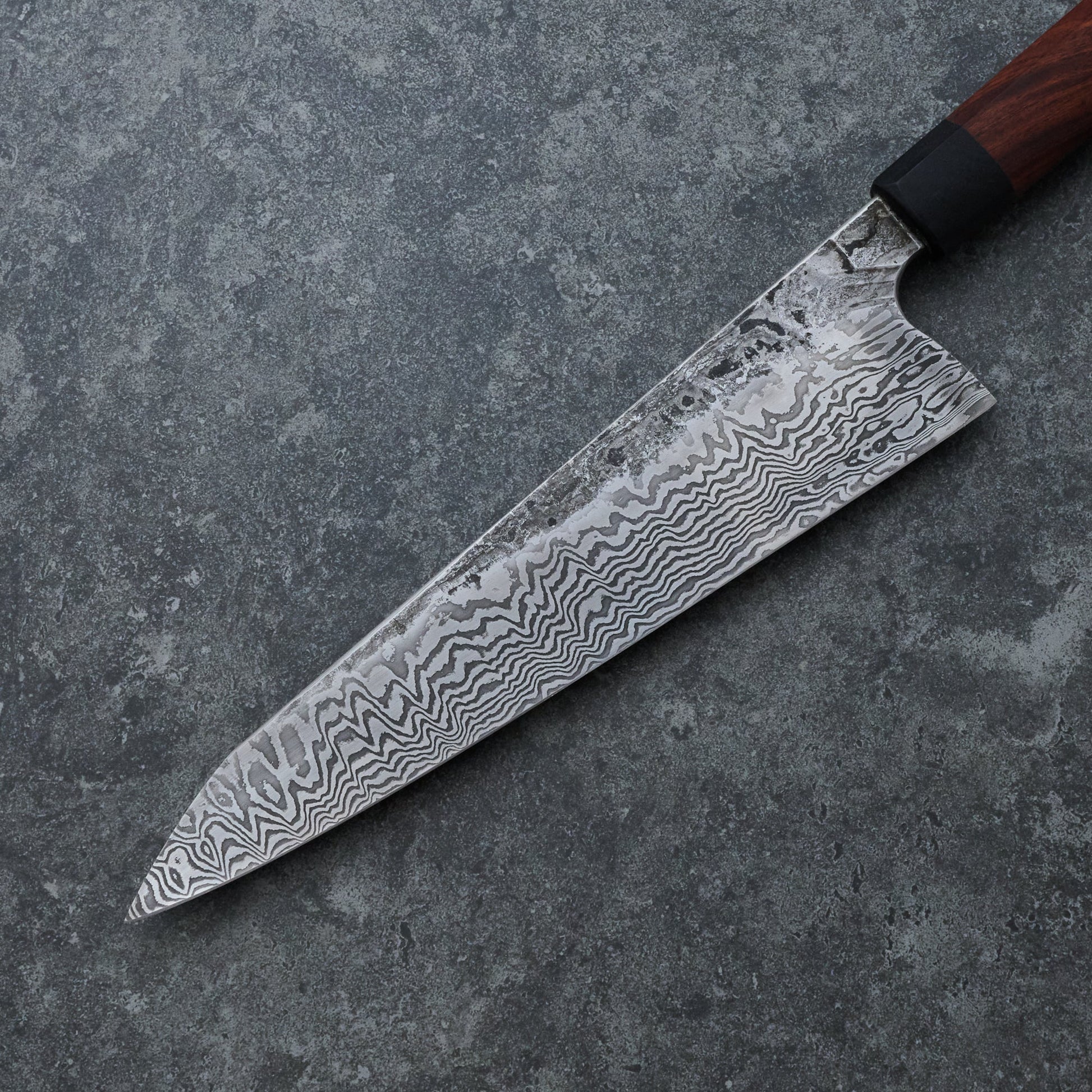 Gyuto 235mm 50 Layer Damascus Ironwood – blade close-up