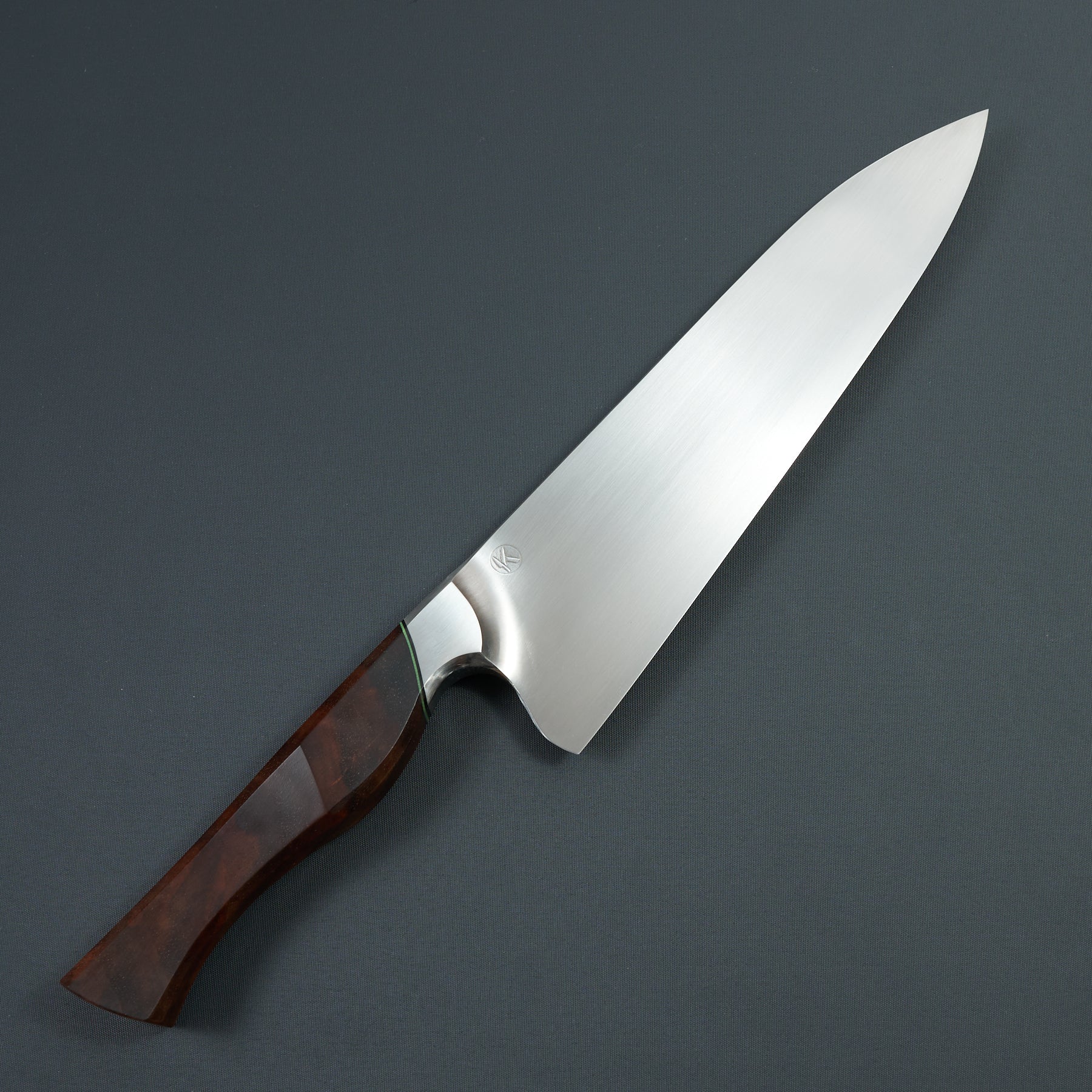 Gyuto 235mm Performance Line Apex Ultra, Walnut & G10