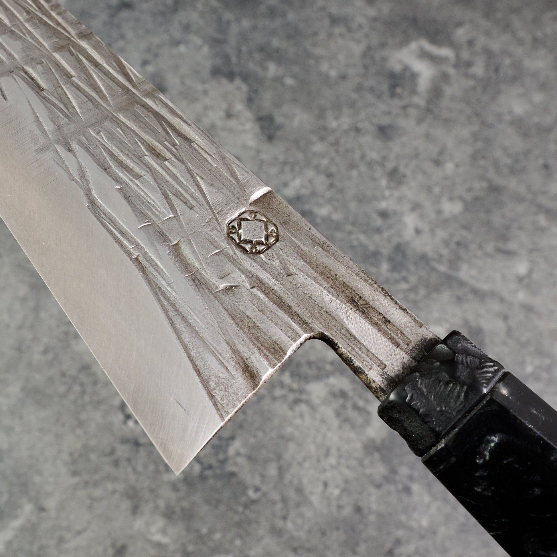 Kiritsuke 240mm Linear 1.2419 Huberite – side profile