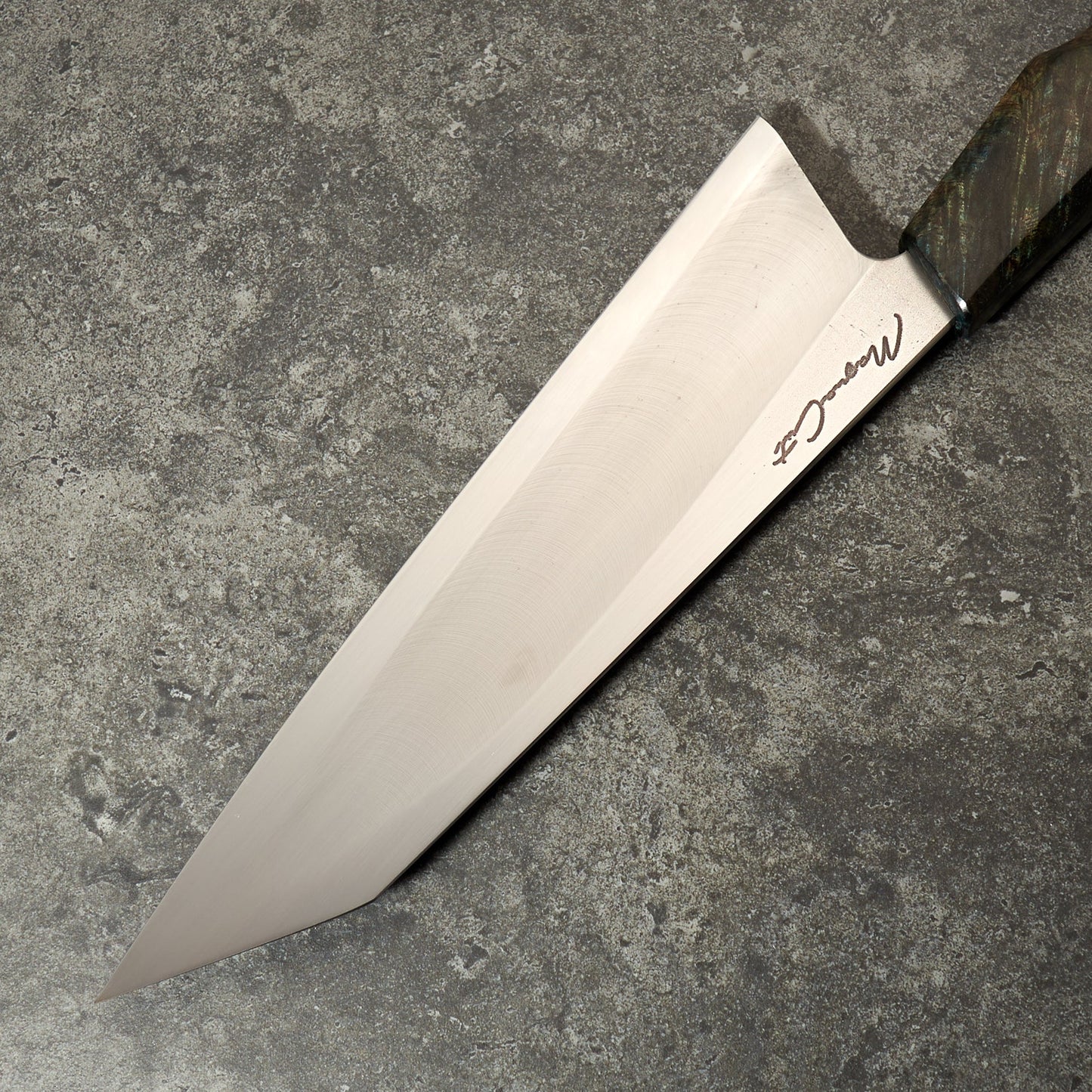 Gyuto 240mm MagnaCut 'S' Grind Nepalese Alder & Brass – blade close-up