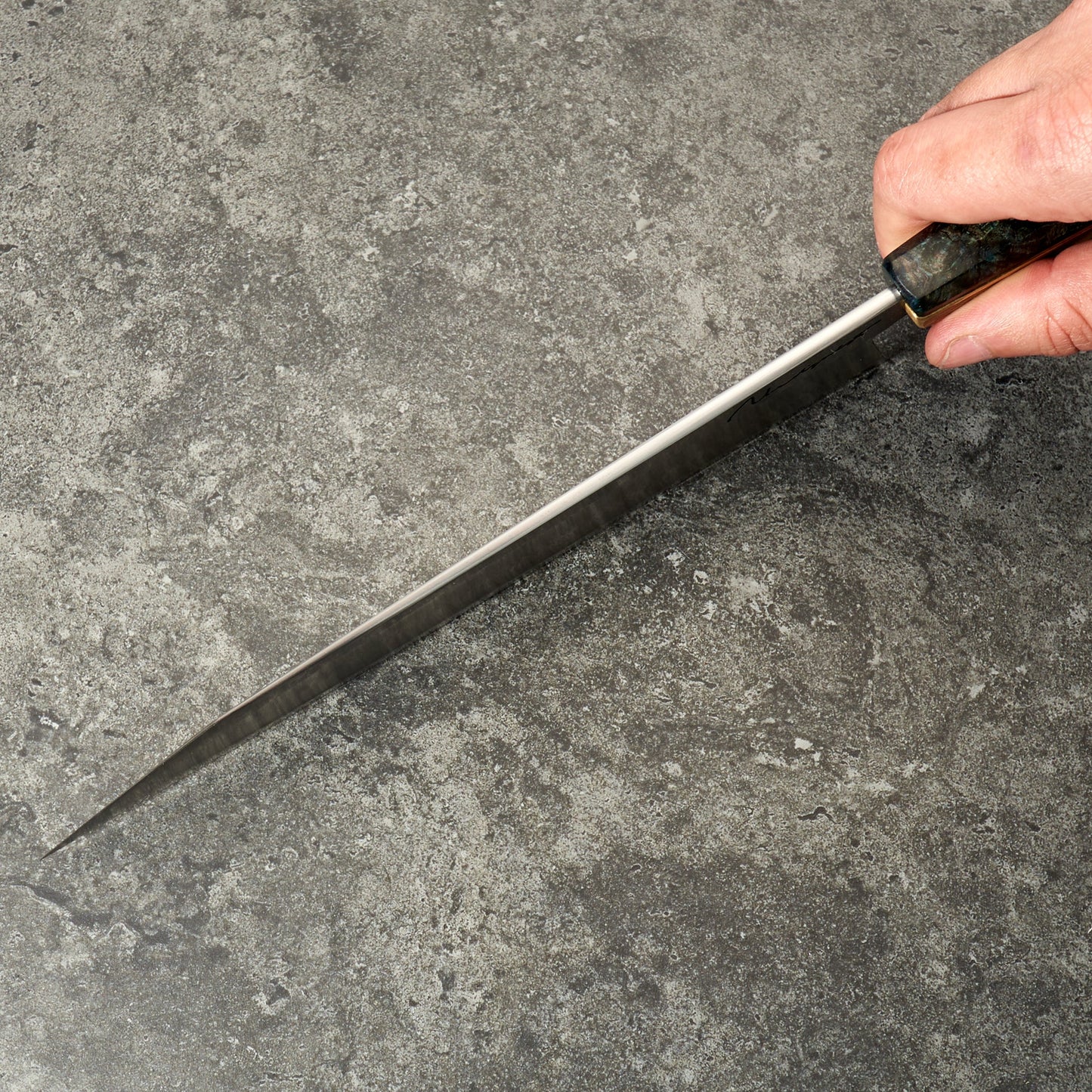 Gyuto 240mm MagnaCut 'S' Grind Nepalese Alder & Brass – handle detail