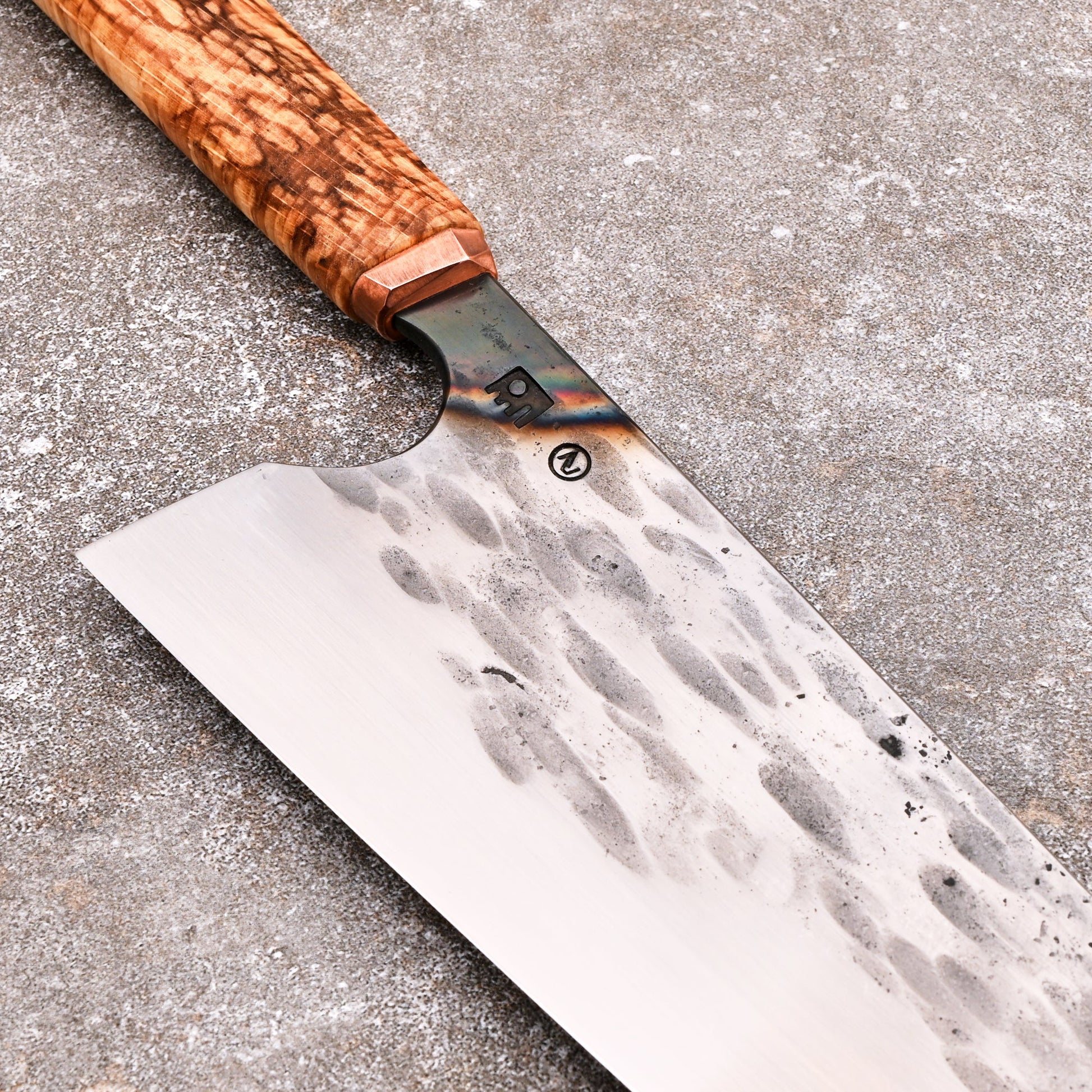 Gyuto 240mm 'Cráitéar' Apex Ultra Mono 'Uillinneacha' – detail view