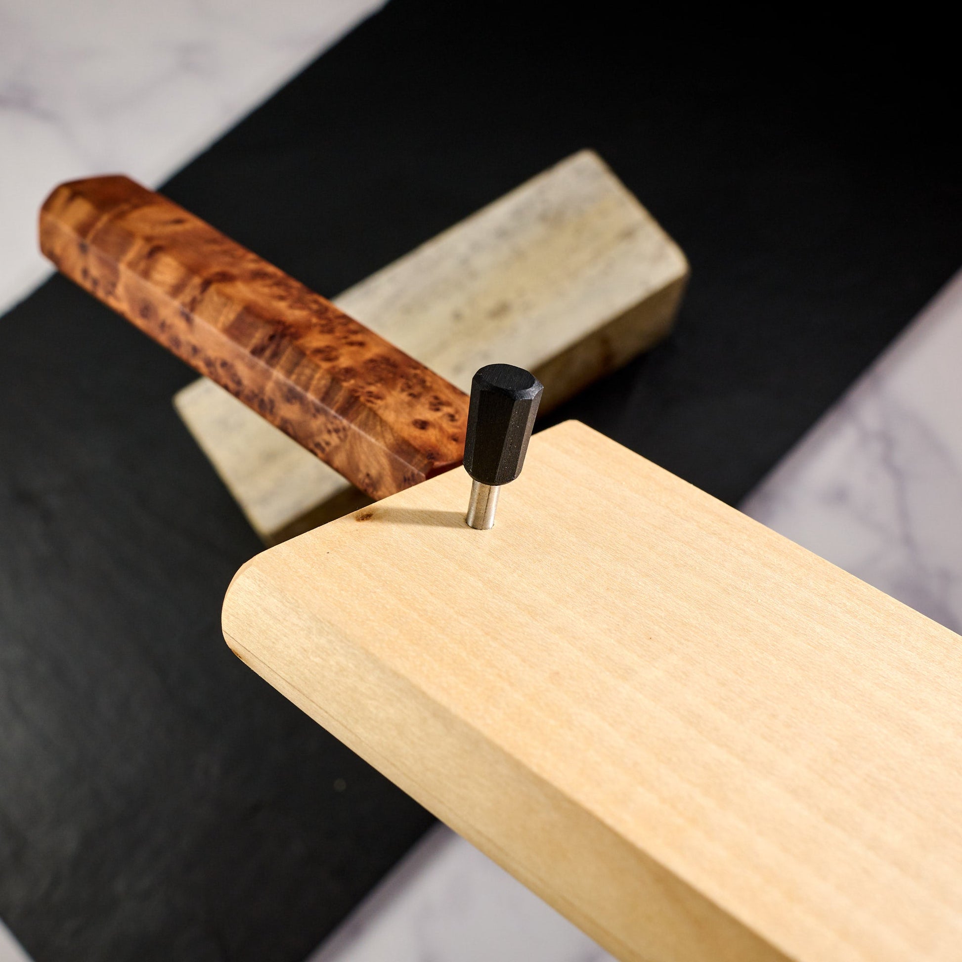 Gyuto 240mm Wrought Iron Clad 135Cr3 Thuya Burl – view 7