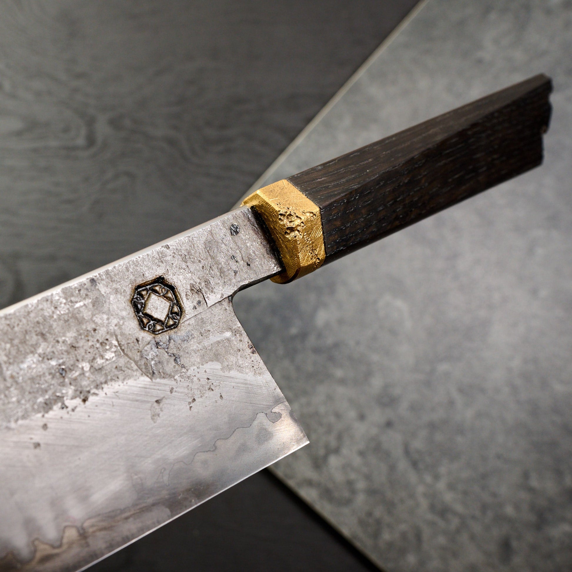 Gyuto 240mm SanMai 'Spicy White' – handle detail
