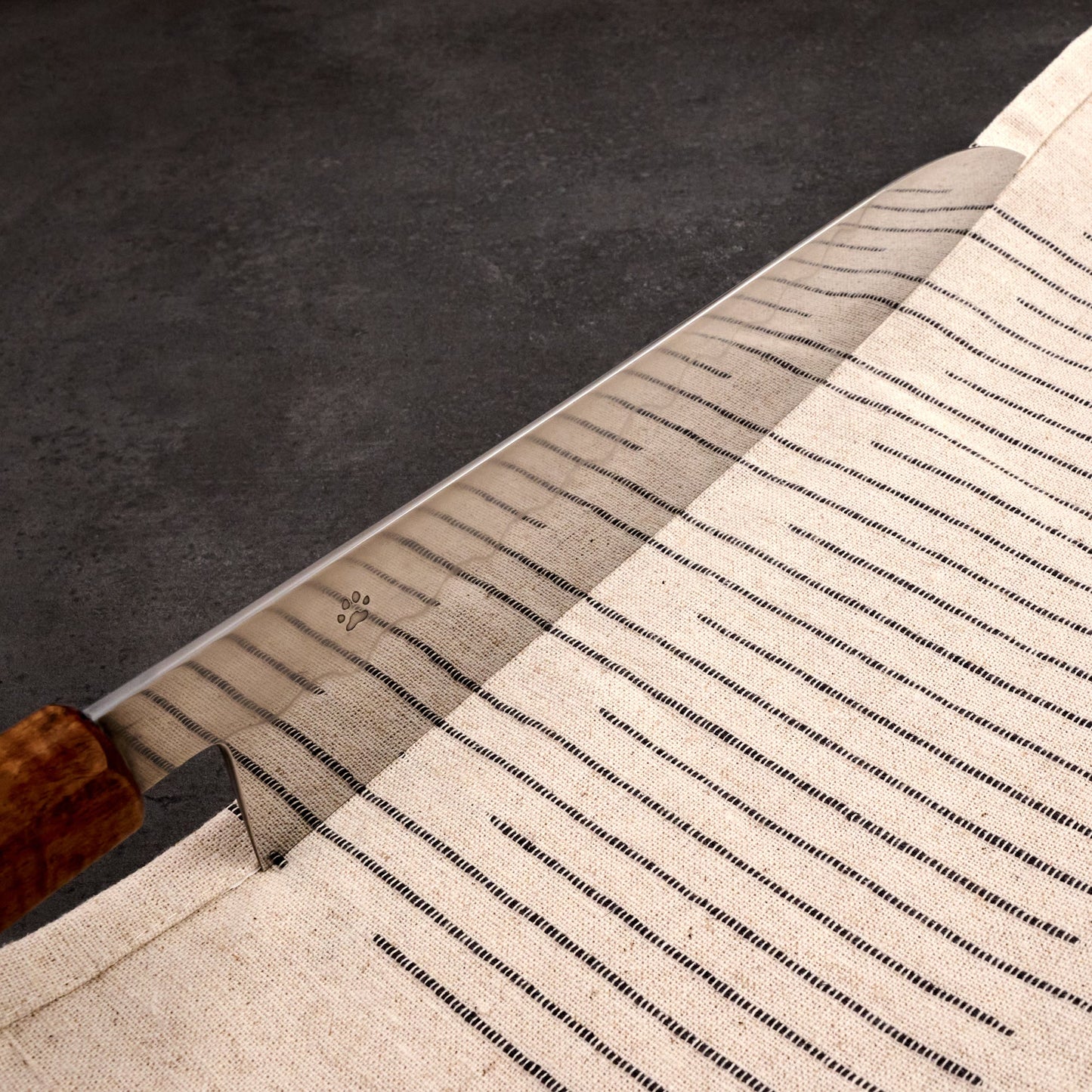 Gyuto 245mm Mizu Honyaki C105 Mirror, Tasmanian Blackwood & Ebony – handle detail