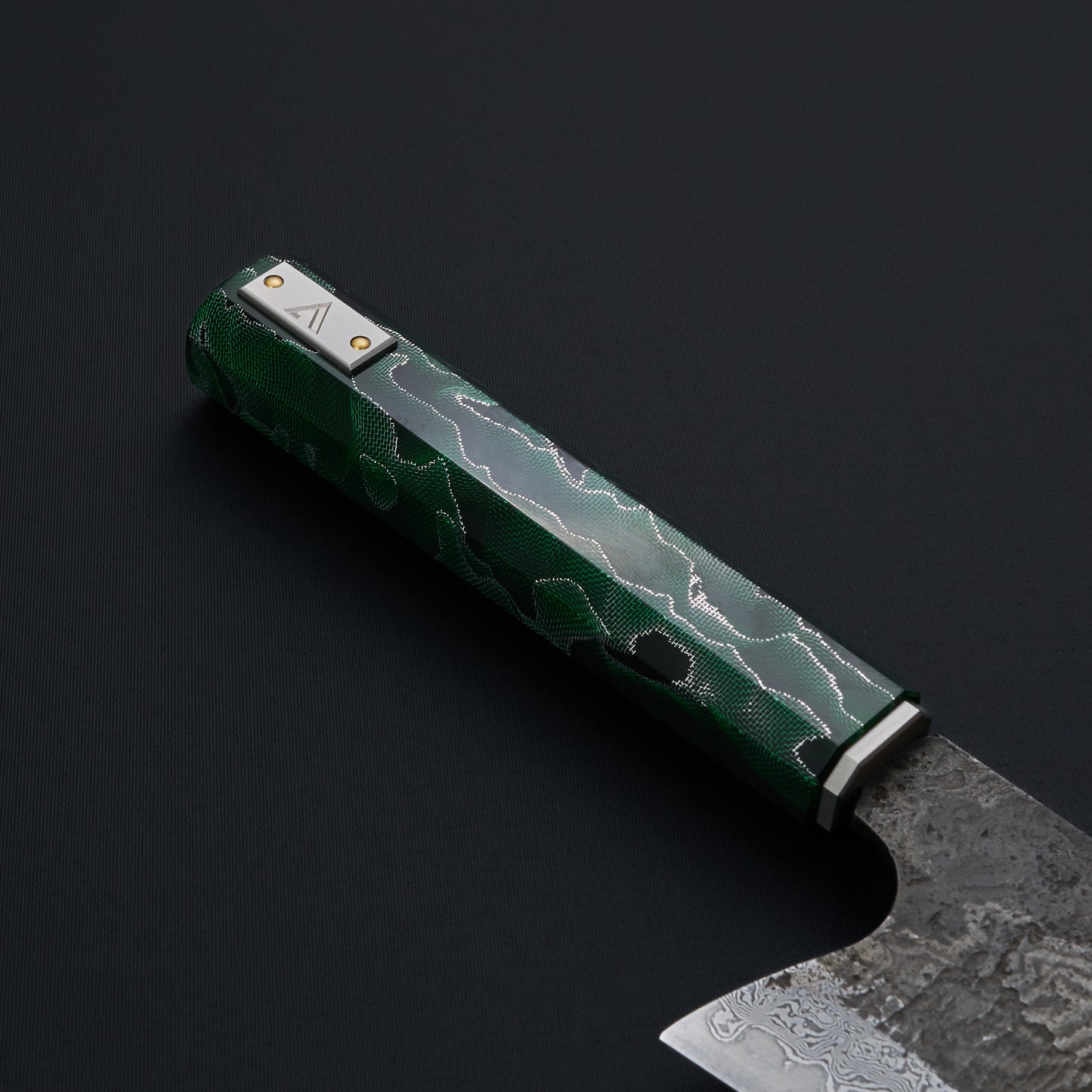 Gyuto 250mm KAZE Twist Damascus Clad SanMai, Apex Ultra Core