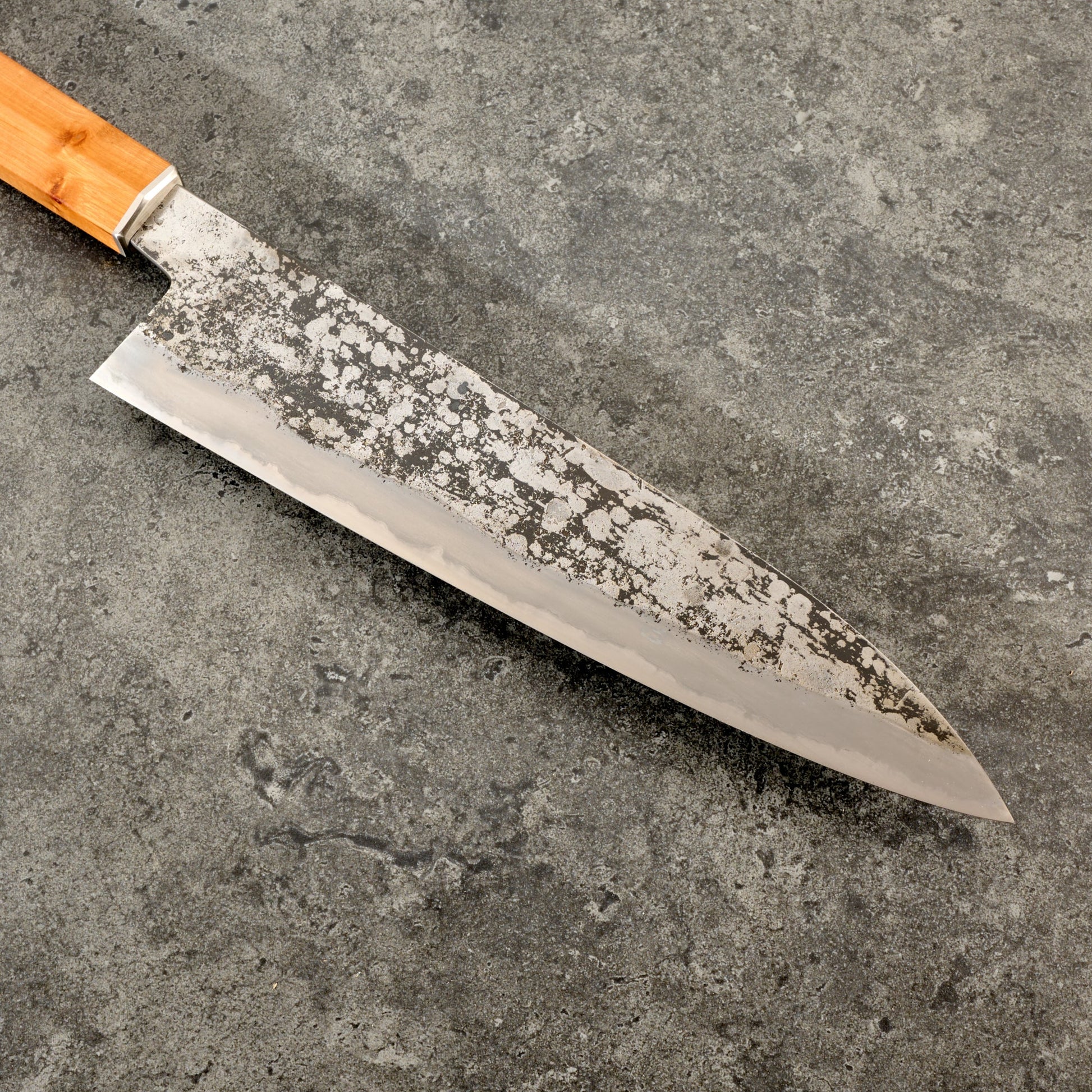 Gyuto 250mm Wrought Iron Clad 135Cr3 Kasumi – detail view