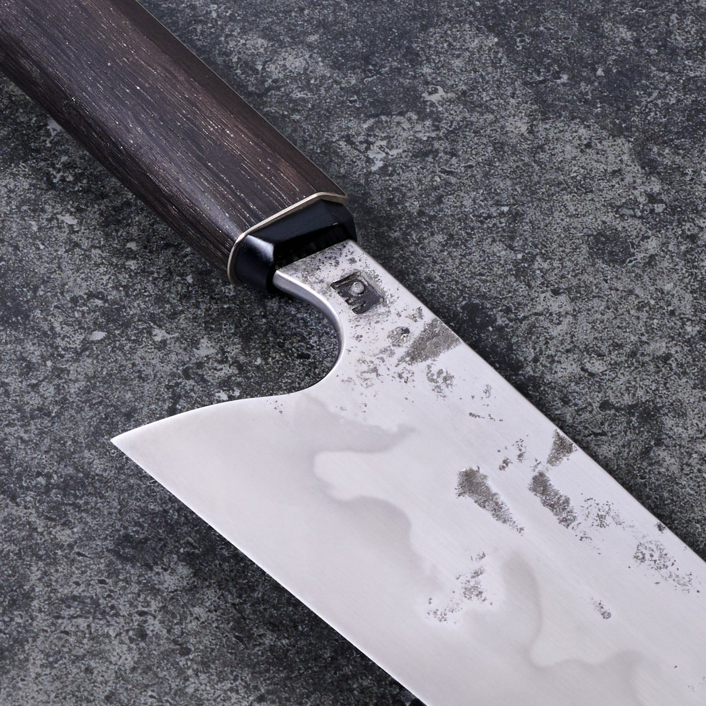Gyuto 250mm 'Hviske' Honyaki Spicy White – detail view