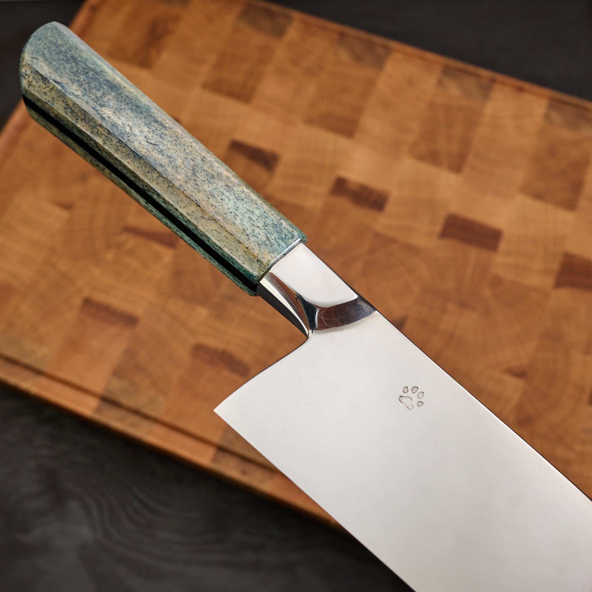 Gyuto 270mm Full Mirror Polish Honyaki C105-W1 Integral Oosik & Ebony – blade close-up
