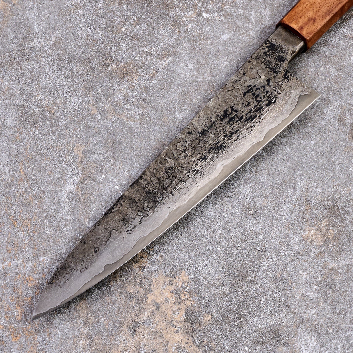 Gyuto 205mm SanMai Apex Ultra Saw Blade & Wagon Wheel Damascus Integral – detail view
