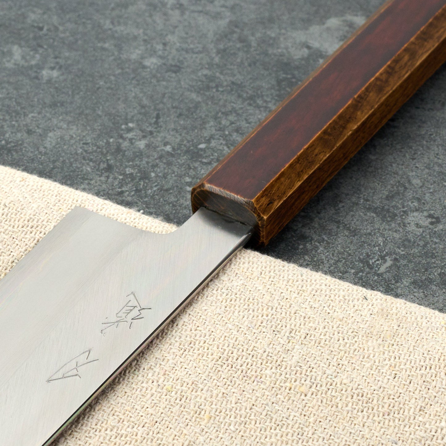 Gyuto 210mm Junpaku Shirogami #1 – handle detail