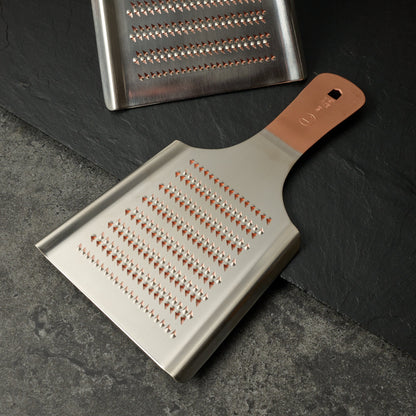 Pure Copper Hand Grater – detail view