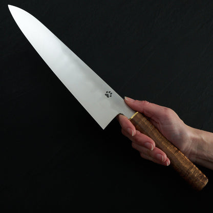 Isa Smedjan X Myojin Gyuto 245mm Spicy White, Tasmanian Blackwood & Brass – side profile