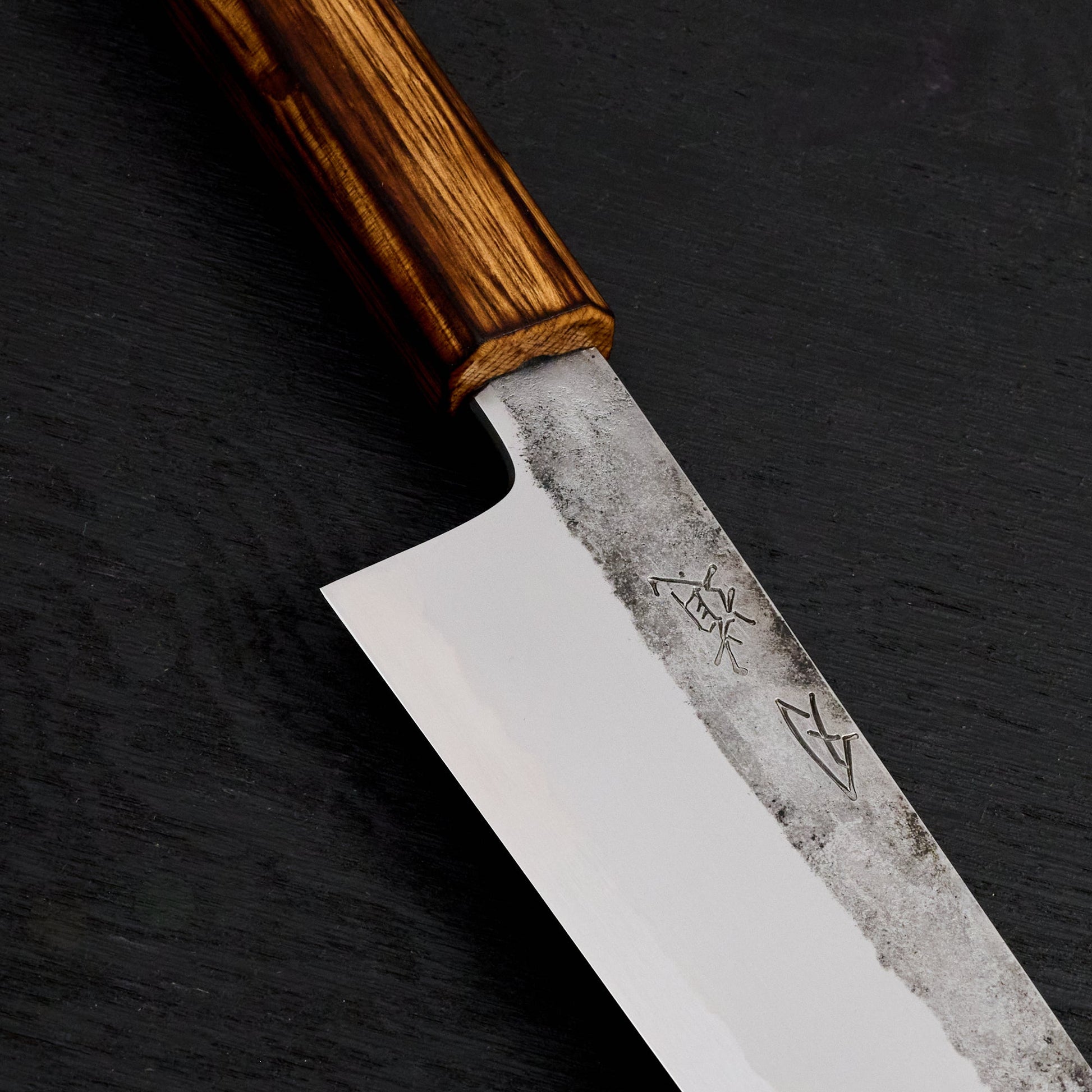 Gyuto 210mm Kirisame Series Shirogami #1 Stainless Clad Scorched Oak – side profile
