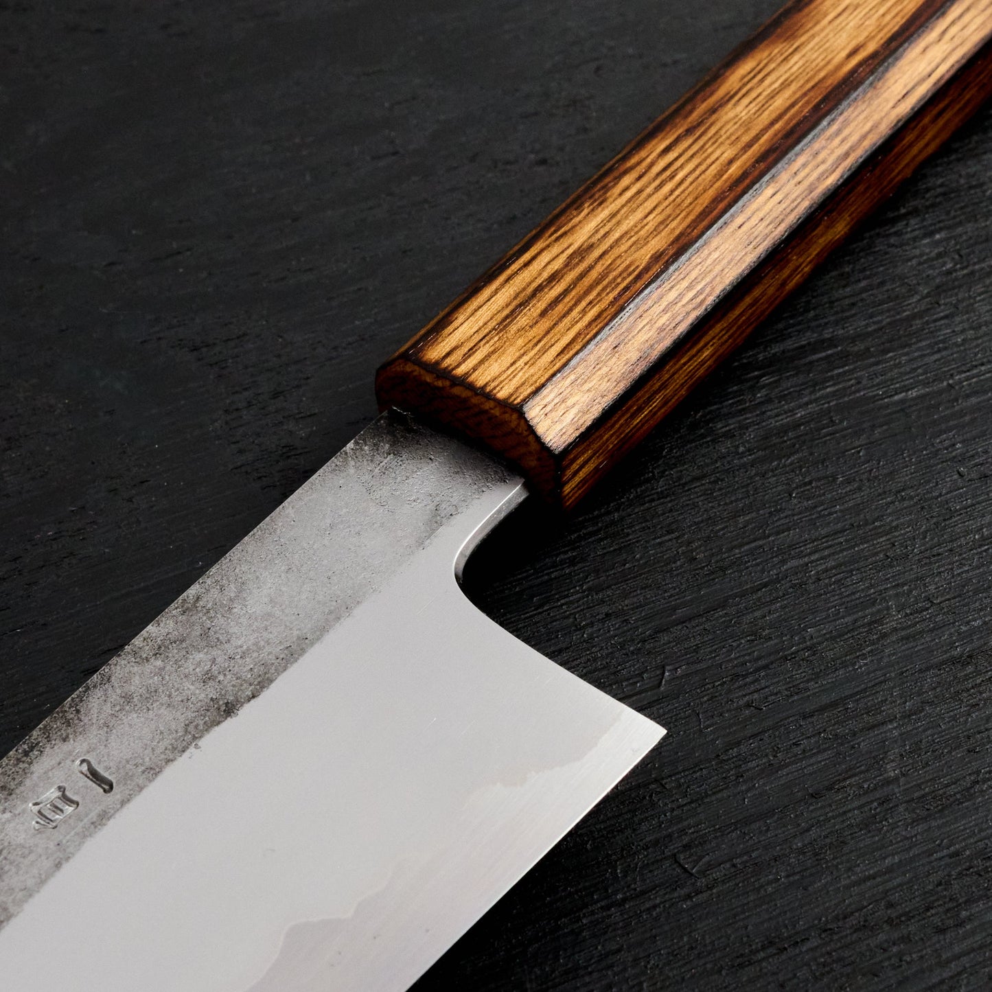 Gyuto 210mm Kirisame Series Shirogami #1 Stainless Clad Scorched Oak – detail view