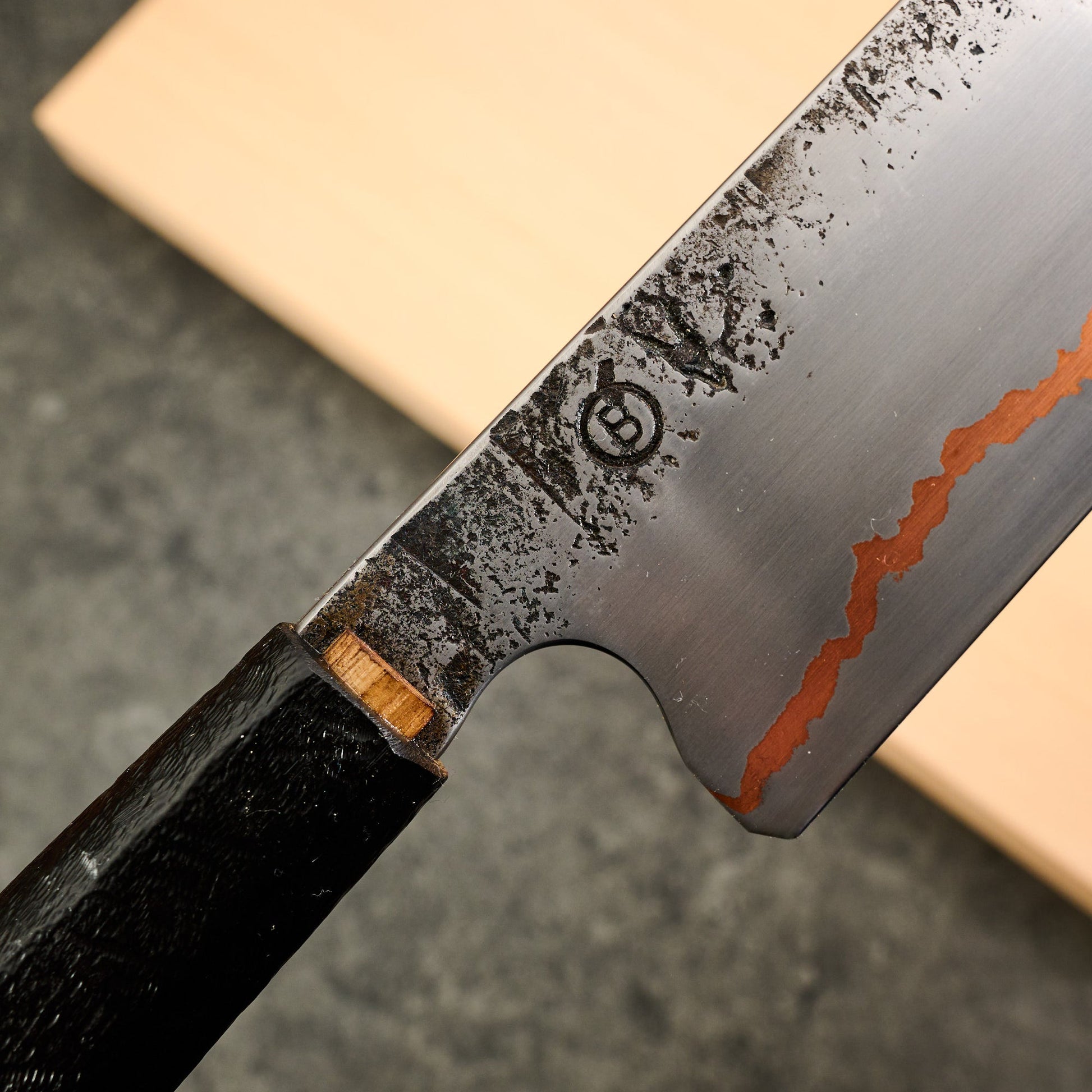 Nakiri 170mm Cru-Core GoMai (0.95C) Copper & 15N20 Cladding – side profile