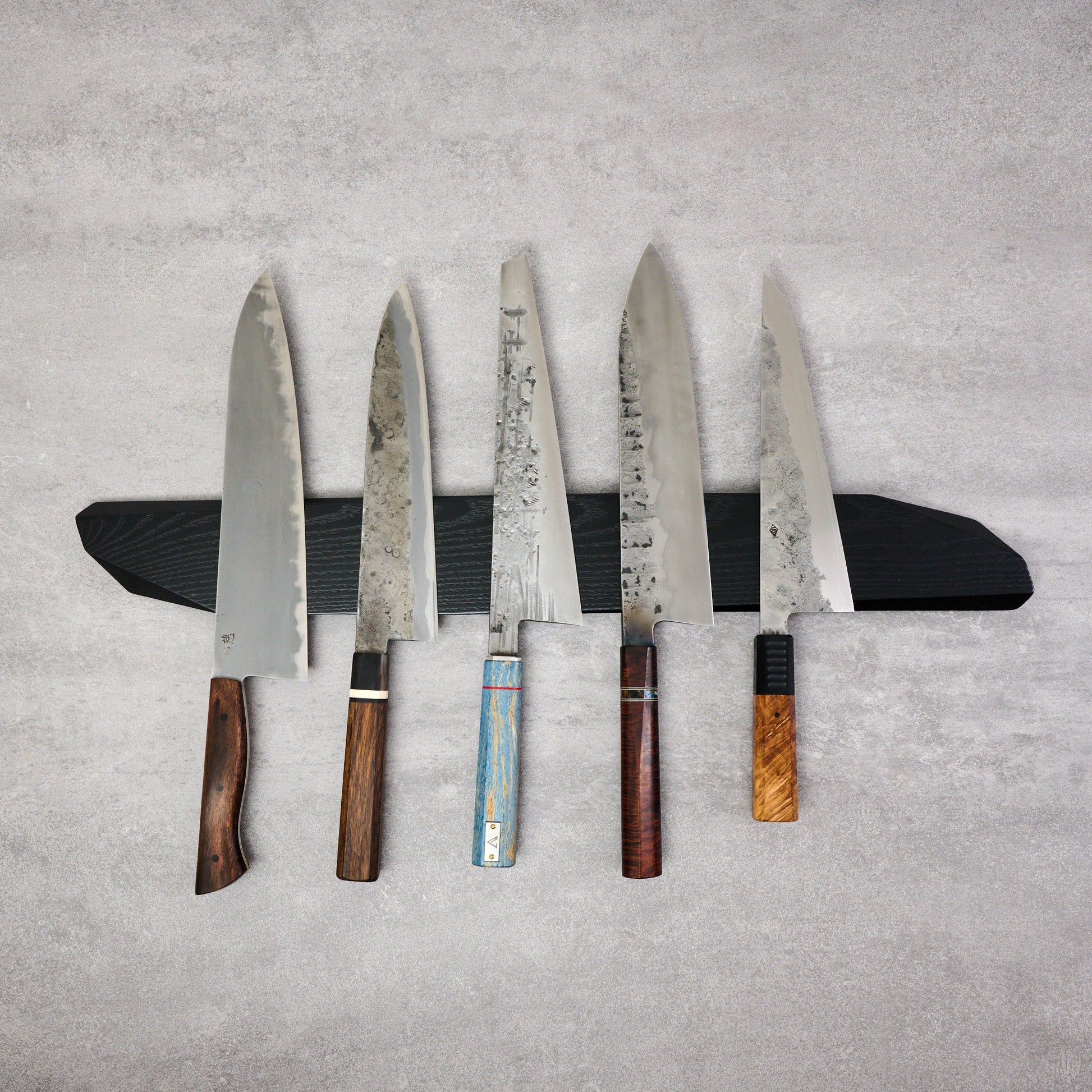 Knife Magnet Black – side profile