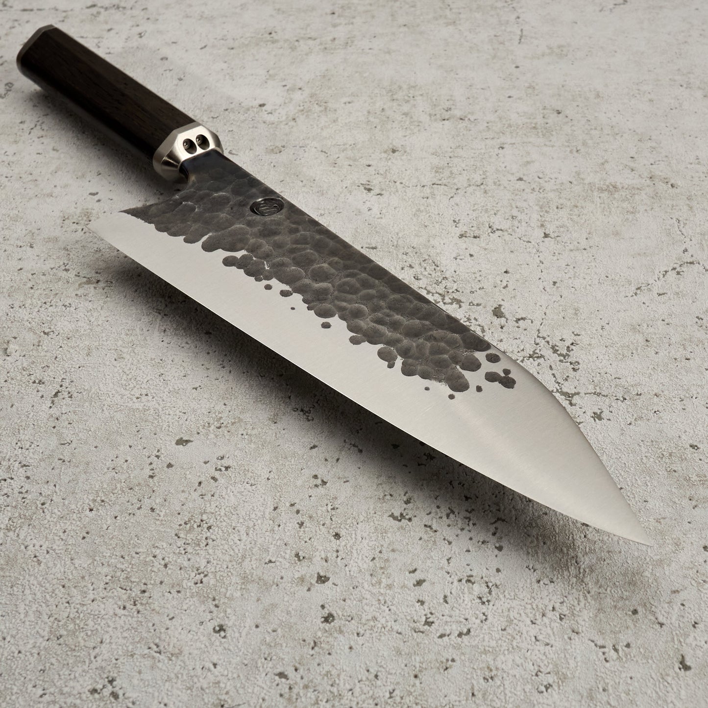 Santoku 210mm 'Denty' KU Bog Oak & Stainless – handle detail