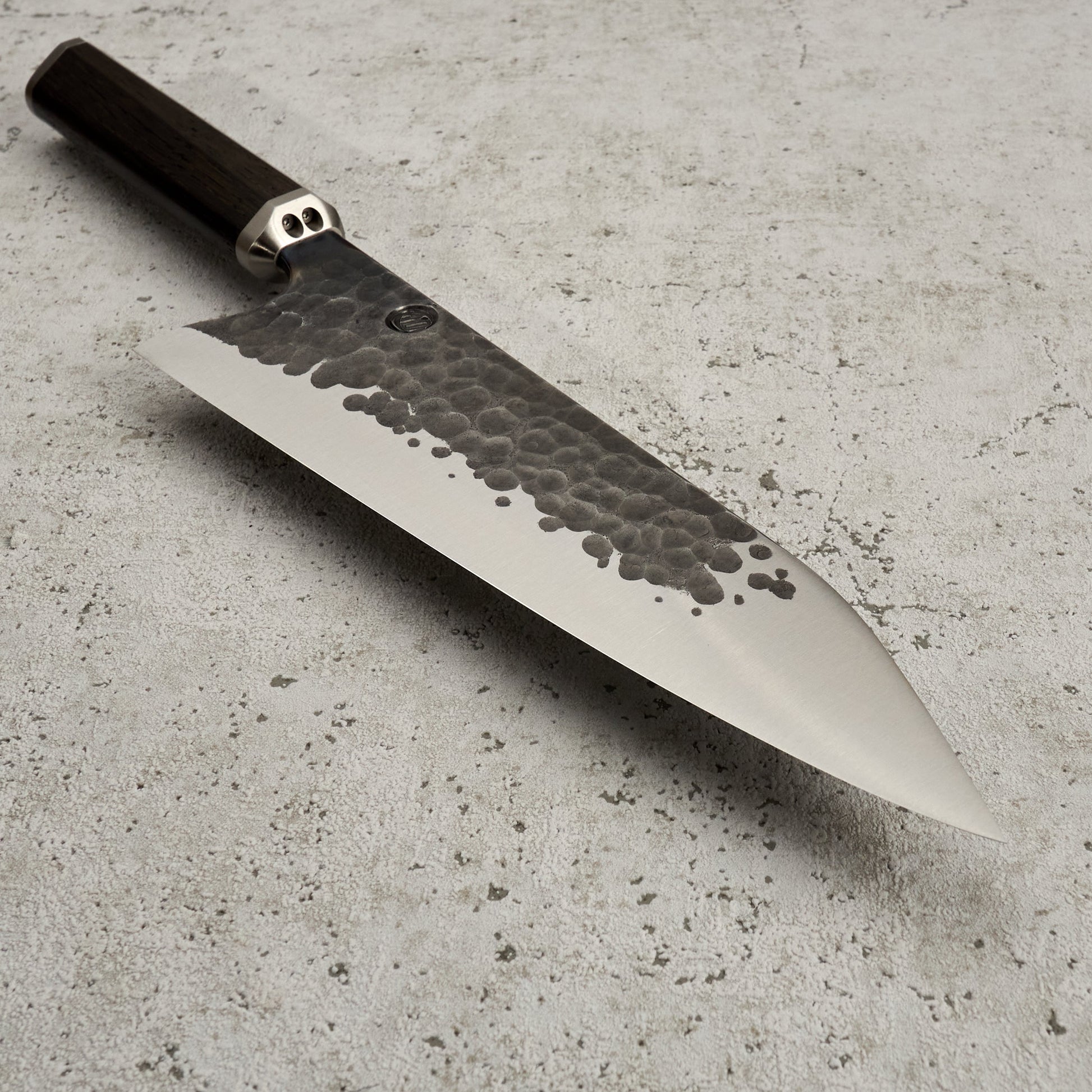 Santoku 210mm 'Denty' KU Bog Oak & Stainless – handle detail