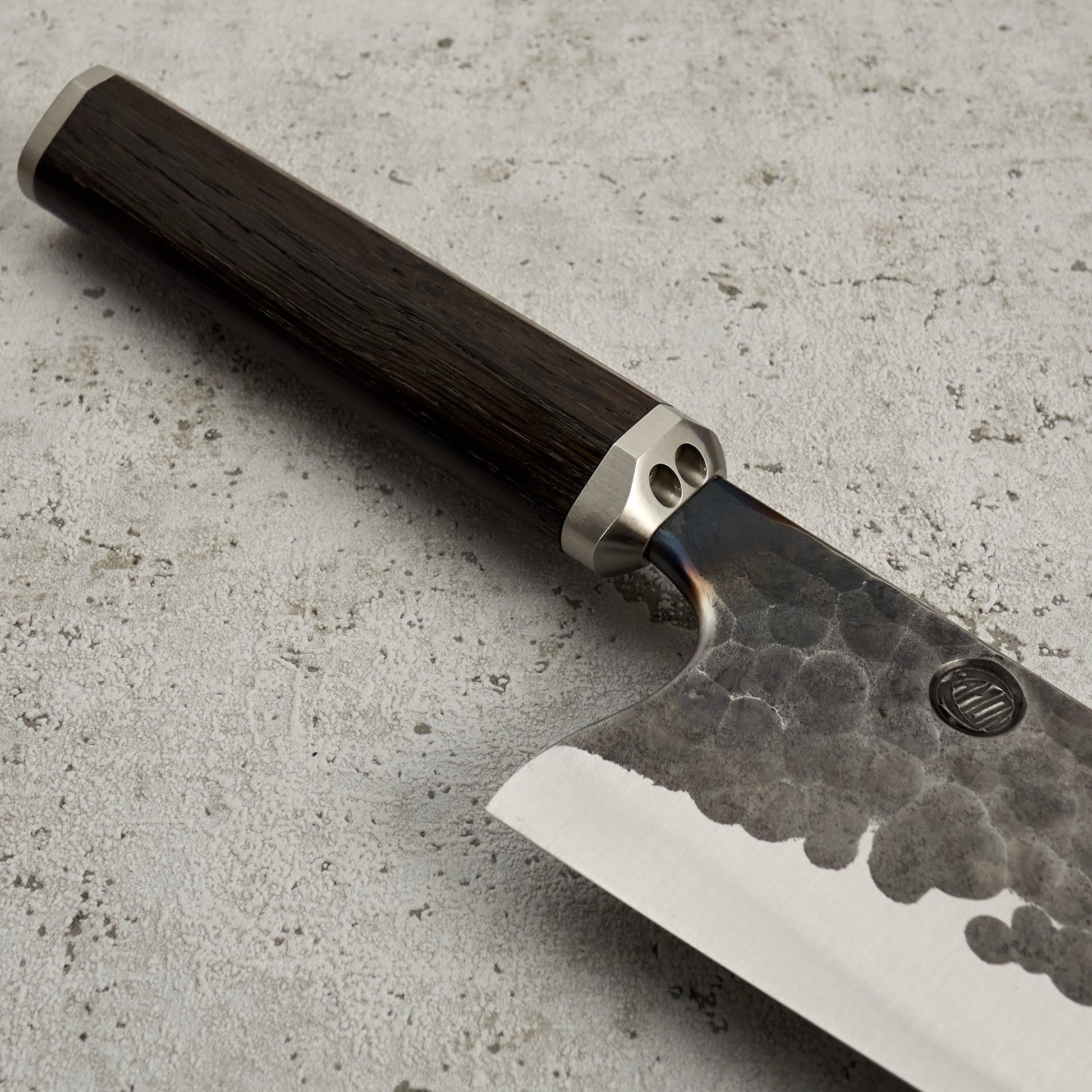 Santoku 210mm 'Denty' KU Bog Oak & Stainless – blade close-up