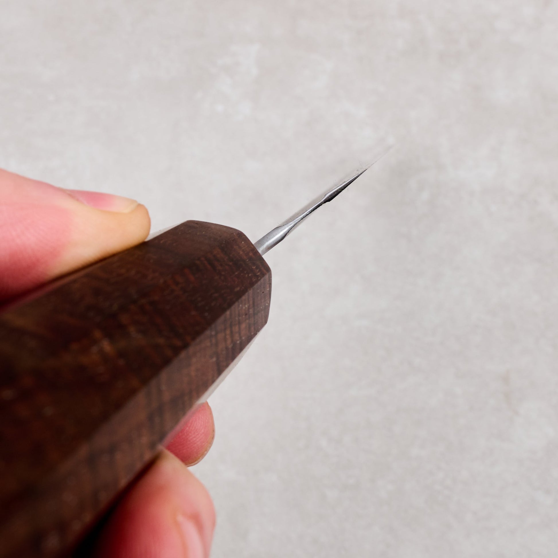 Slicer 265mm Ornamental Fluted S-Grind Blackwood and Brass – handle detail