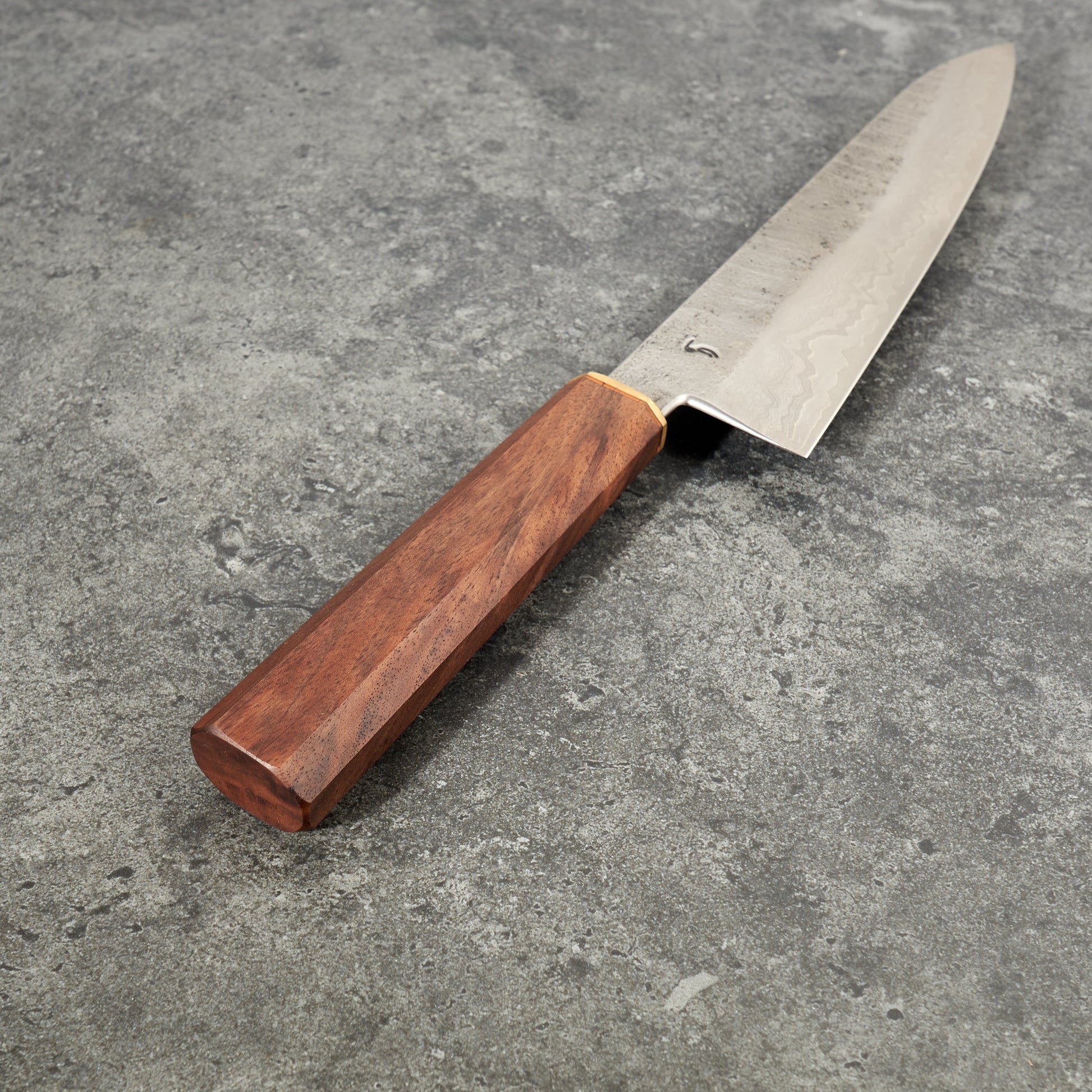 Spåre X OB Gyuto 220mm Modern Wrought Aogami Super Core – side profile